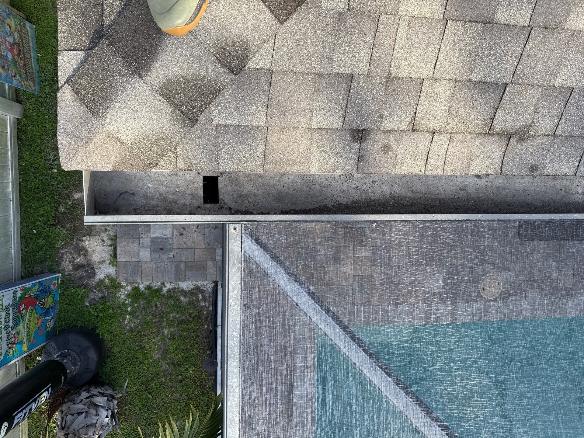 Gutter Cleaning Over Screen Enclosure – Greenbrook Village, Lakewood Ranch, FL by Sunshine AquaWash