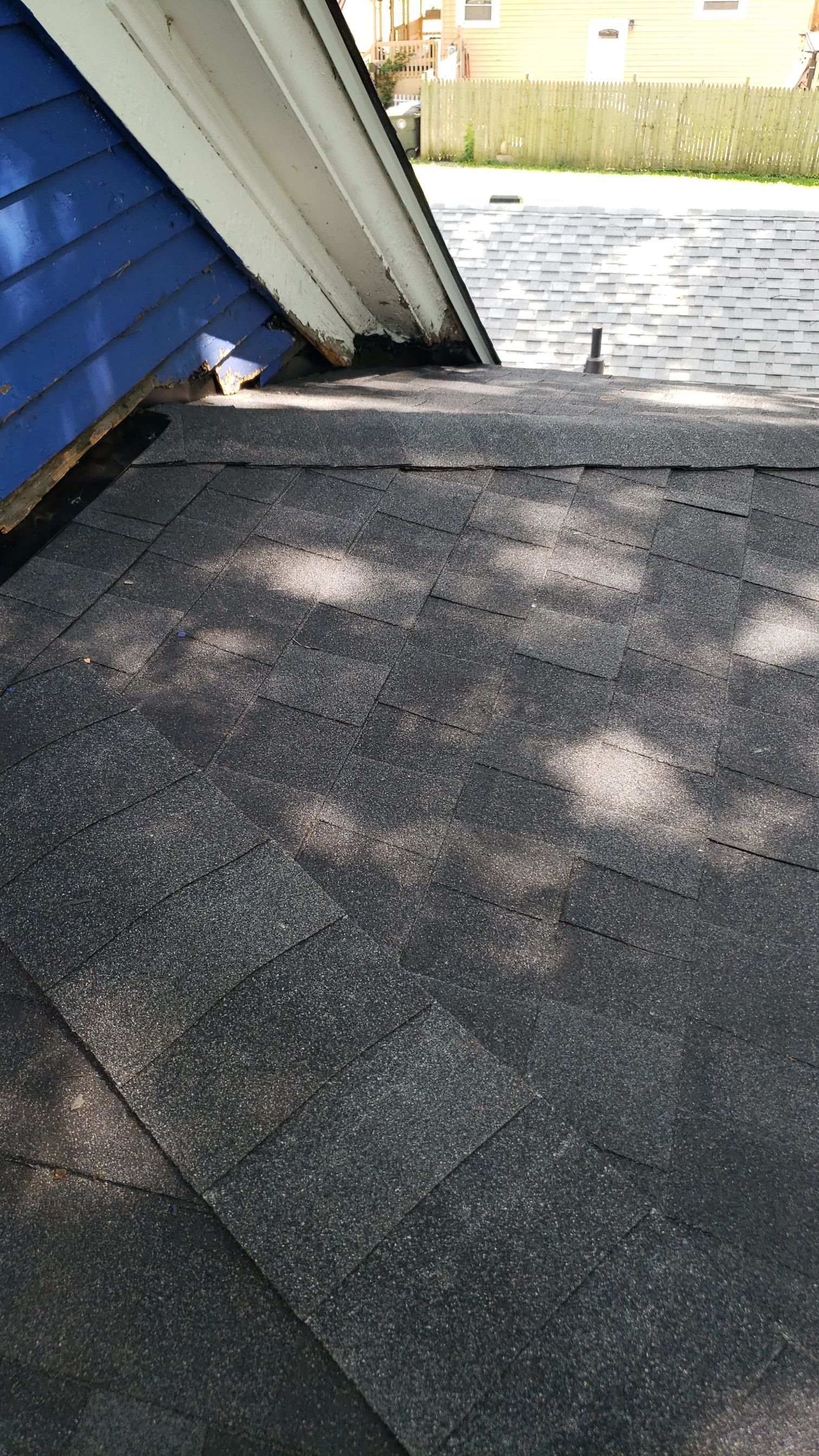 ATLAS PINNACLE COLOR: SCOTCHGARD BLACK DRIP EDGE: WHITE by Eagle Eye Roofing