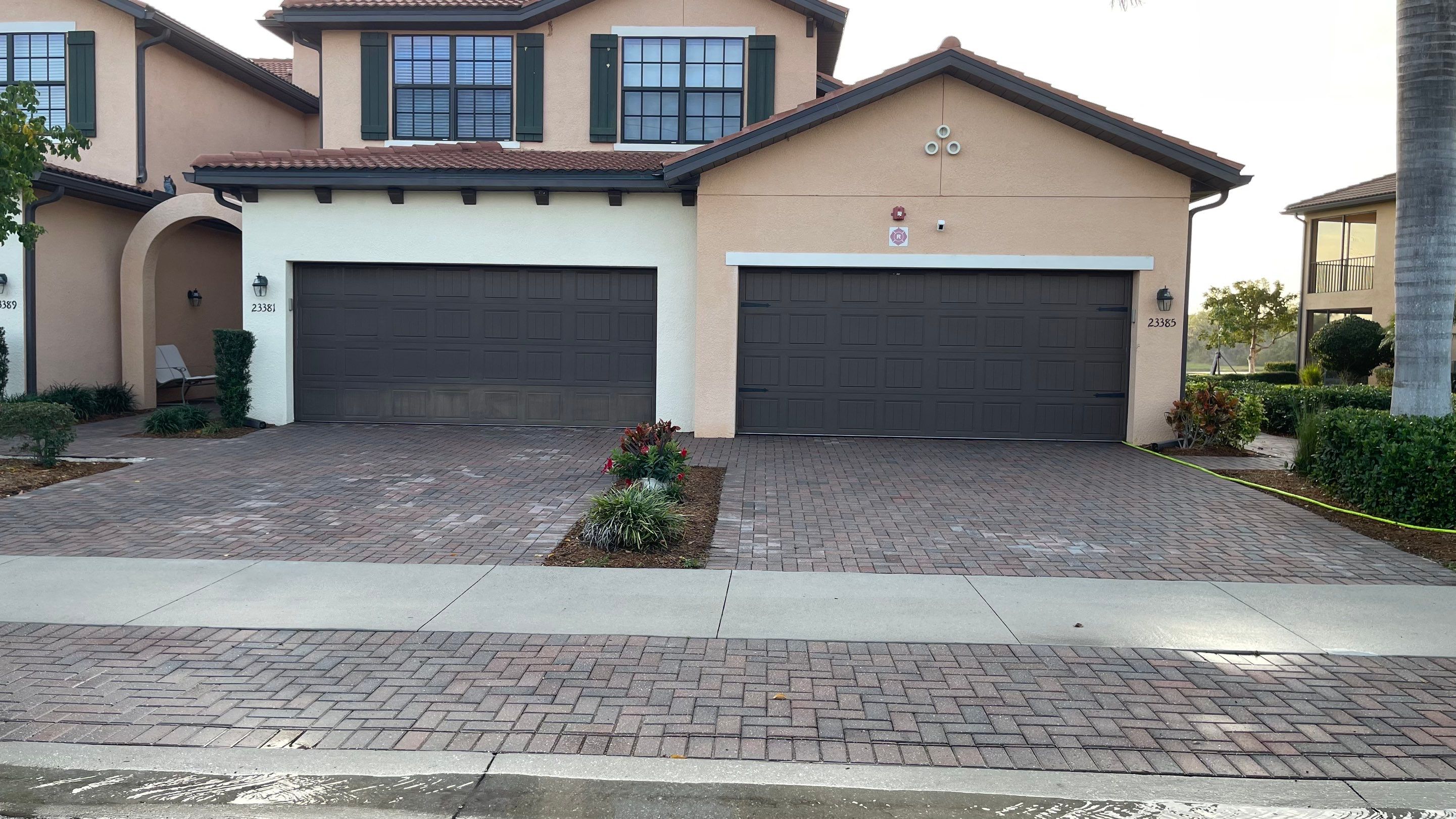 HOA Paver Driveway & Sidewalk Cleaning in Sarasota National, Venice, FL | Sunshine AquaWash by Sunshine AquaWash
