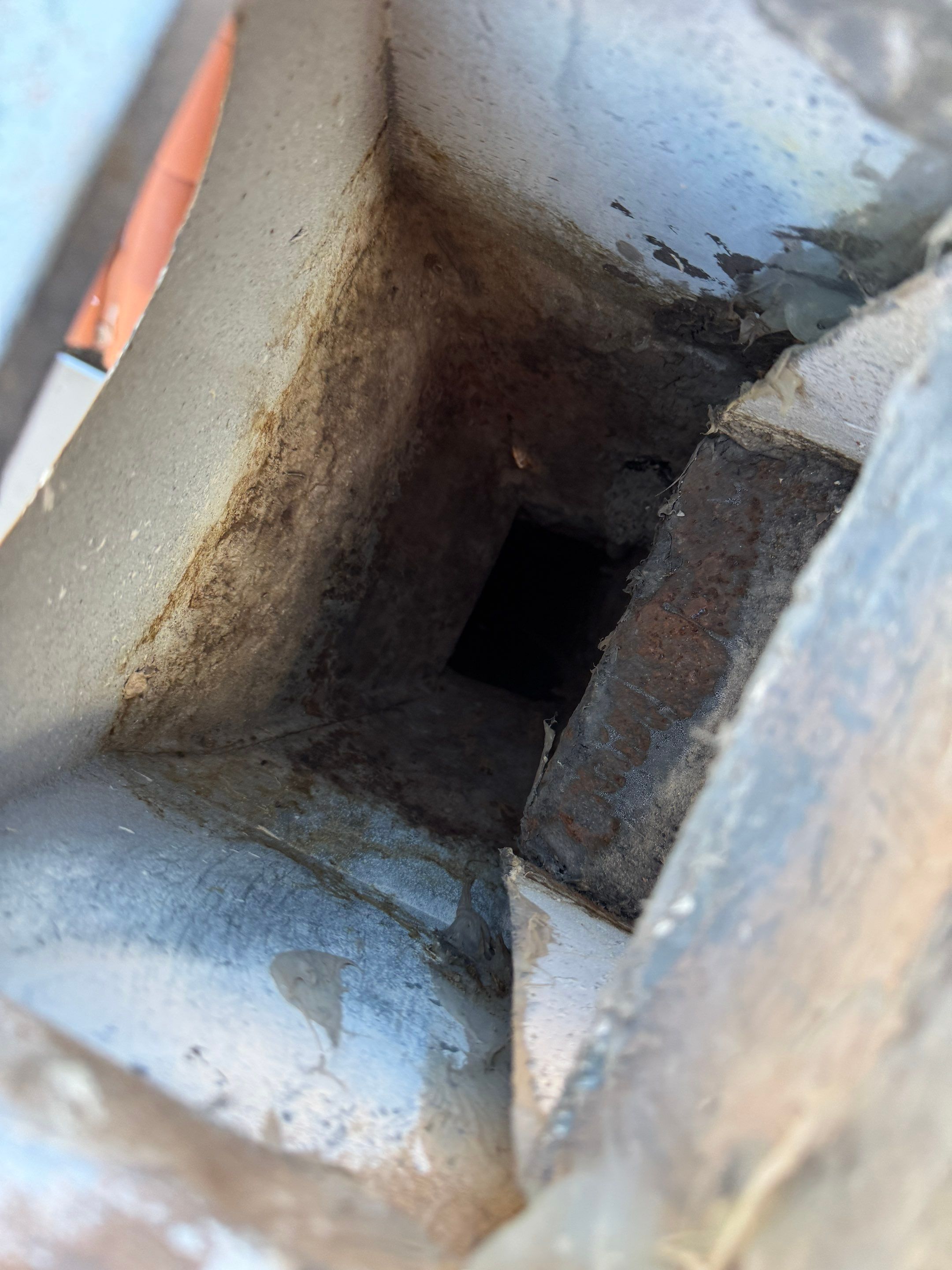 Commercial gutter cleaning Tucson, AZ after photo with clean gutters