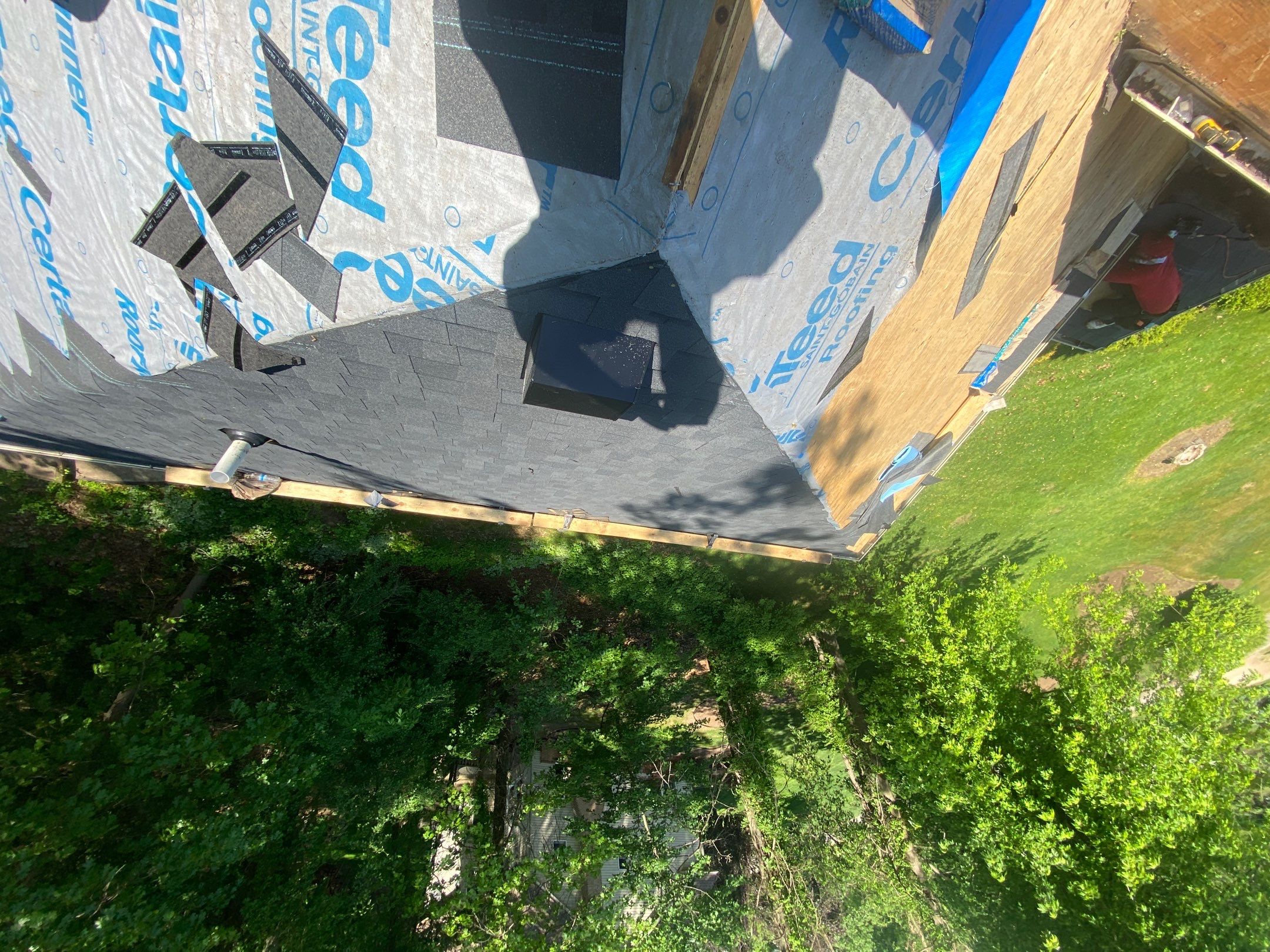 Roof Replacement using CertainTeed Landmark by 180 Contractors