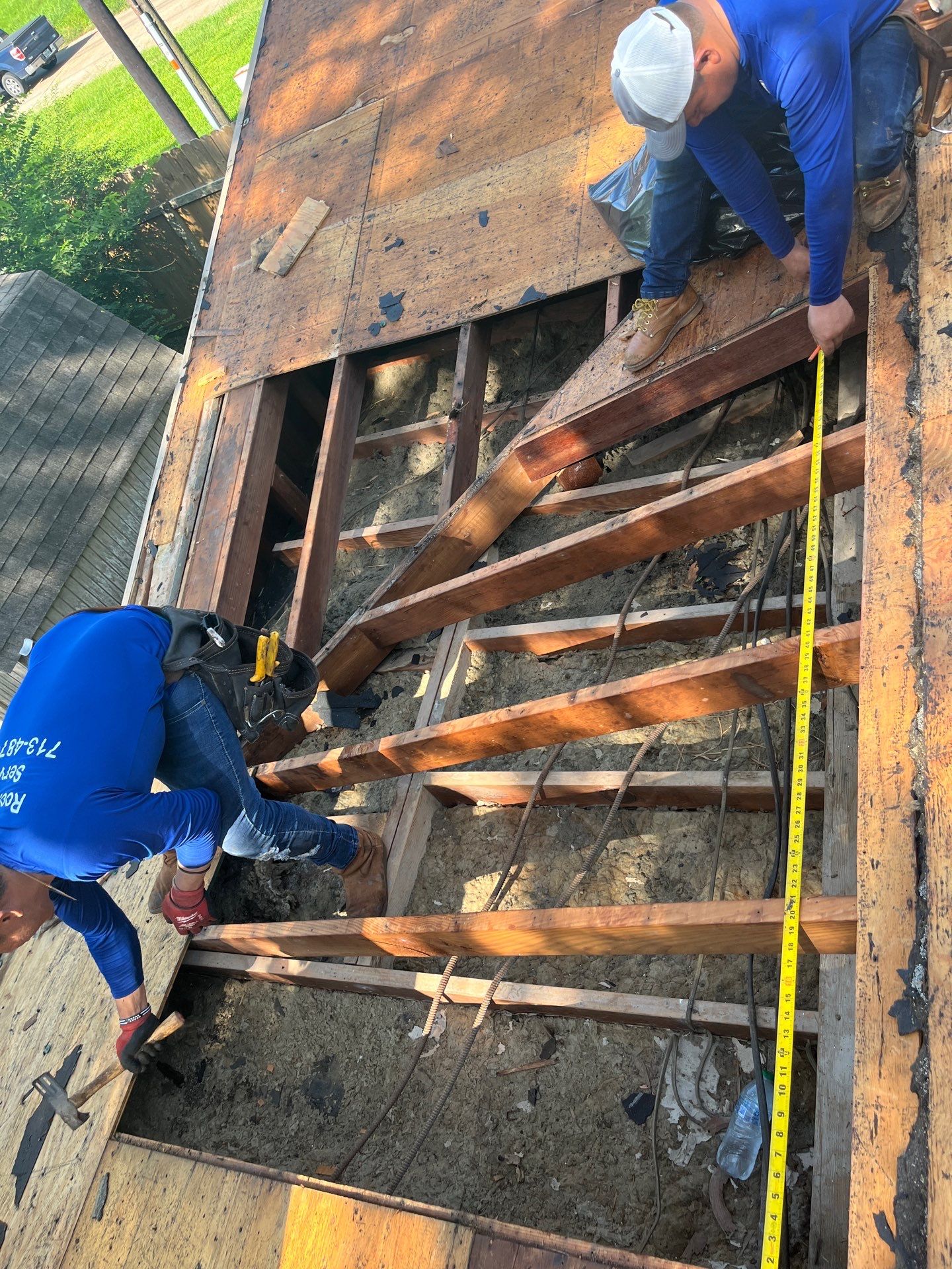Residential Roofing Installation using Owen's Corning Duration (Lifetime) Shingles by Roof Repair Company