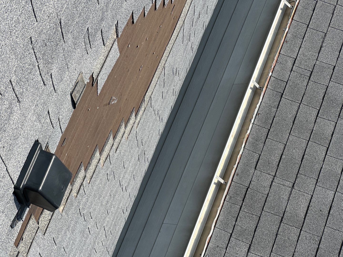 Hail Damage using Owen's Corning Duration (Lifetime) Shingles by Roof Repair Company