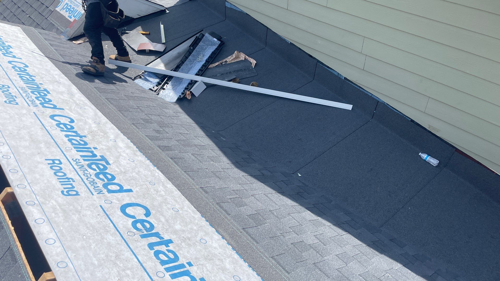 Roof Replacement using CertainTeed Landmark by 180 Contractors