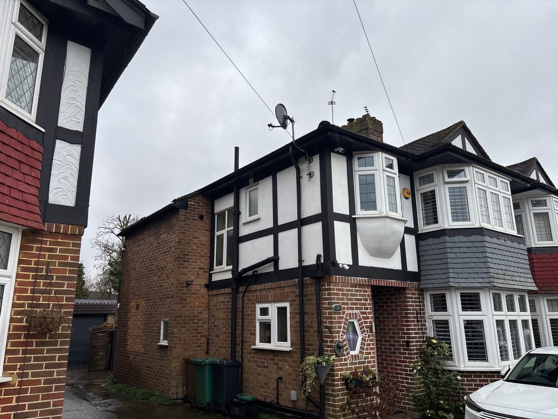 Roof Clean Epsom by Ges Exterior Cleaning ltd