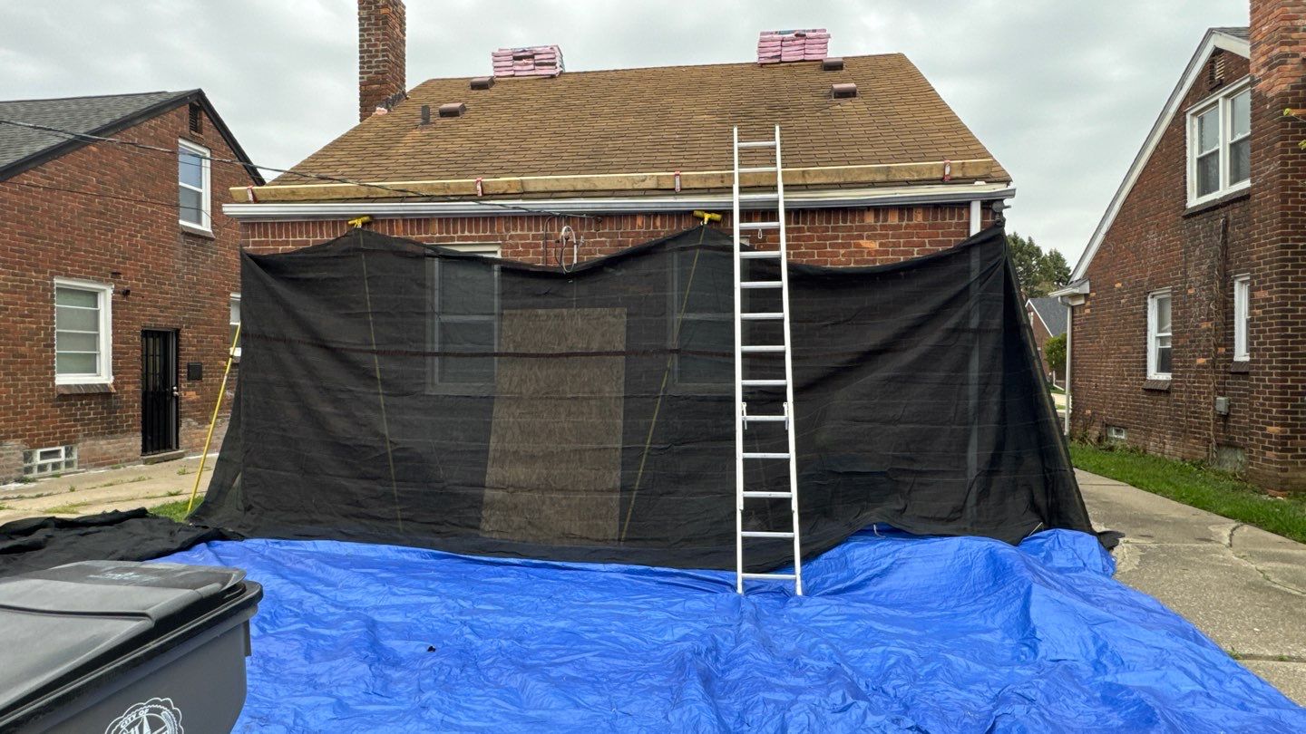 Roof Replacement using Owens Corning Onyx Black by 180 Contractors
