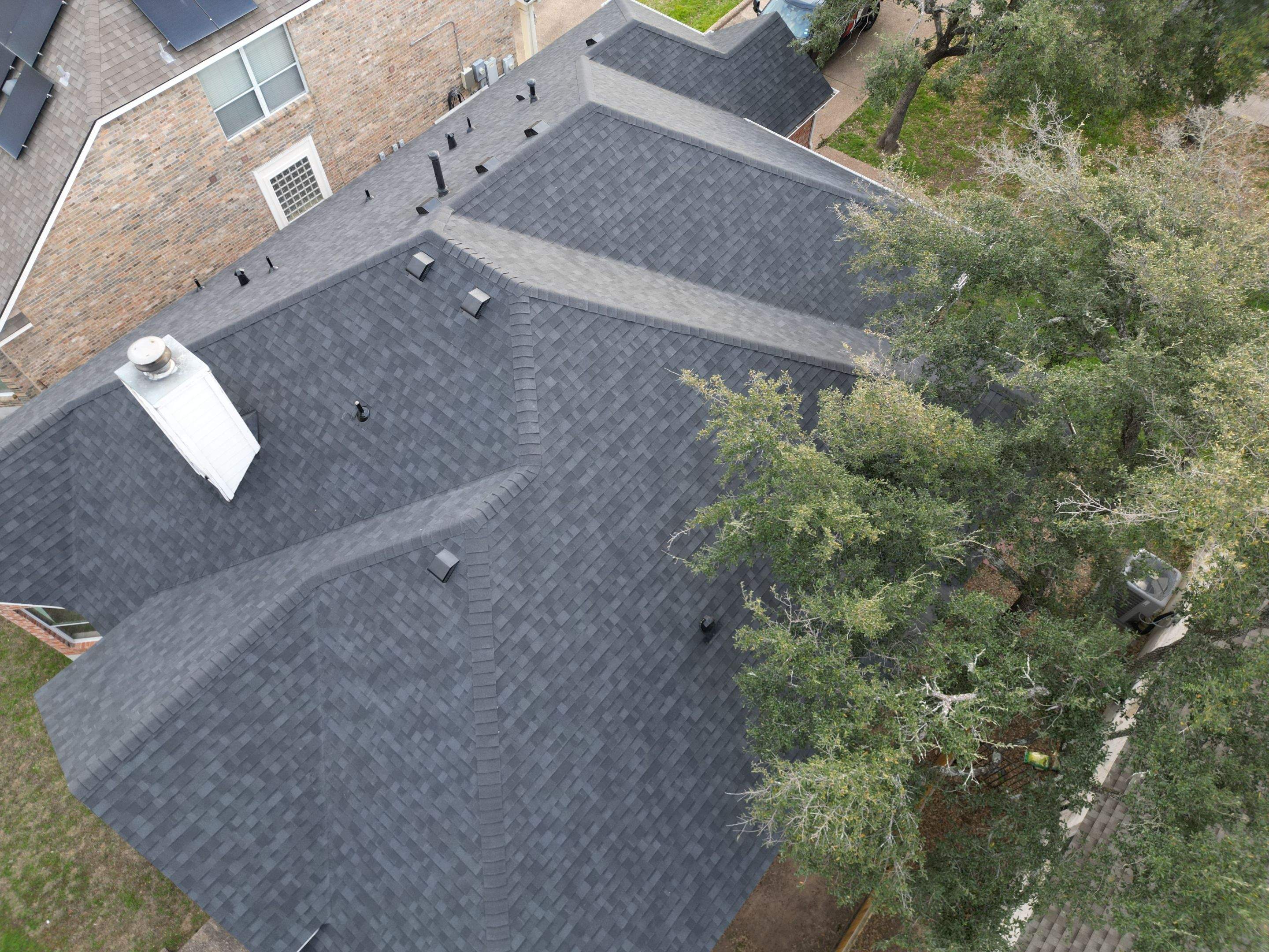 Onyx Black - Owens Corning TruDefinition Duration by RoofsOnly.com