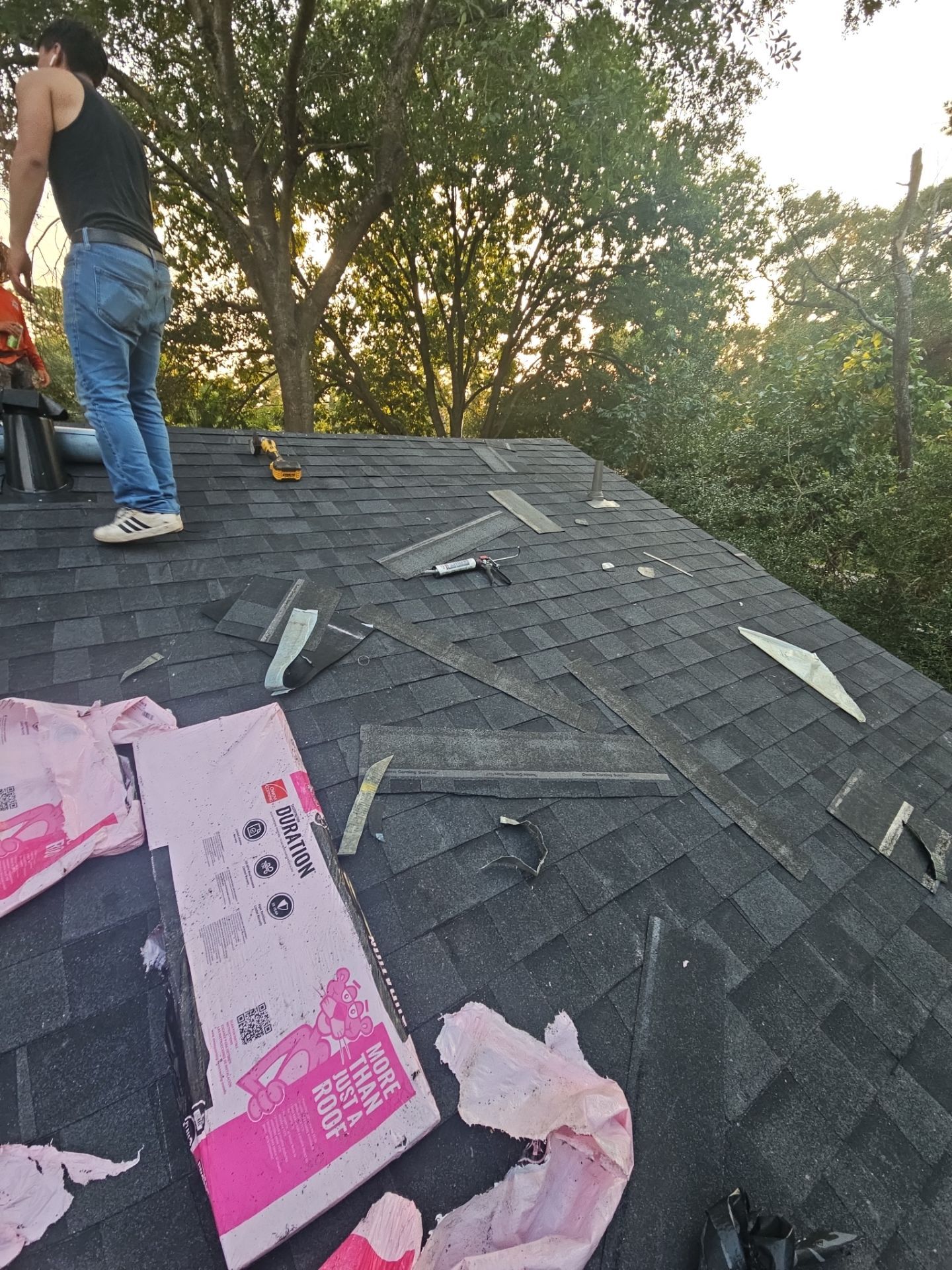 Residential Roofing Installation using Owen's Corning Duration (Lifetime) Shingles by Roof Repair Company