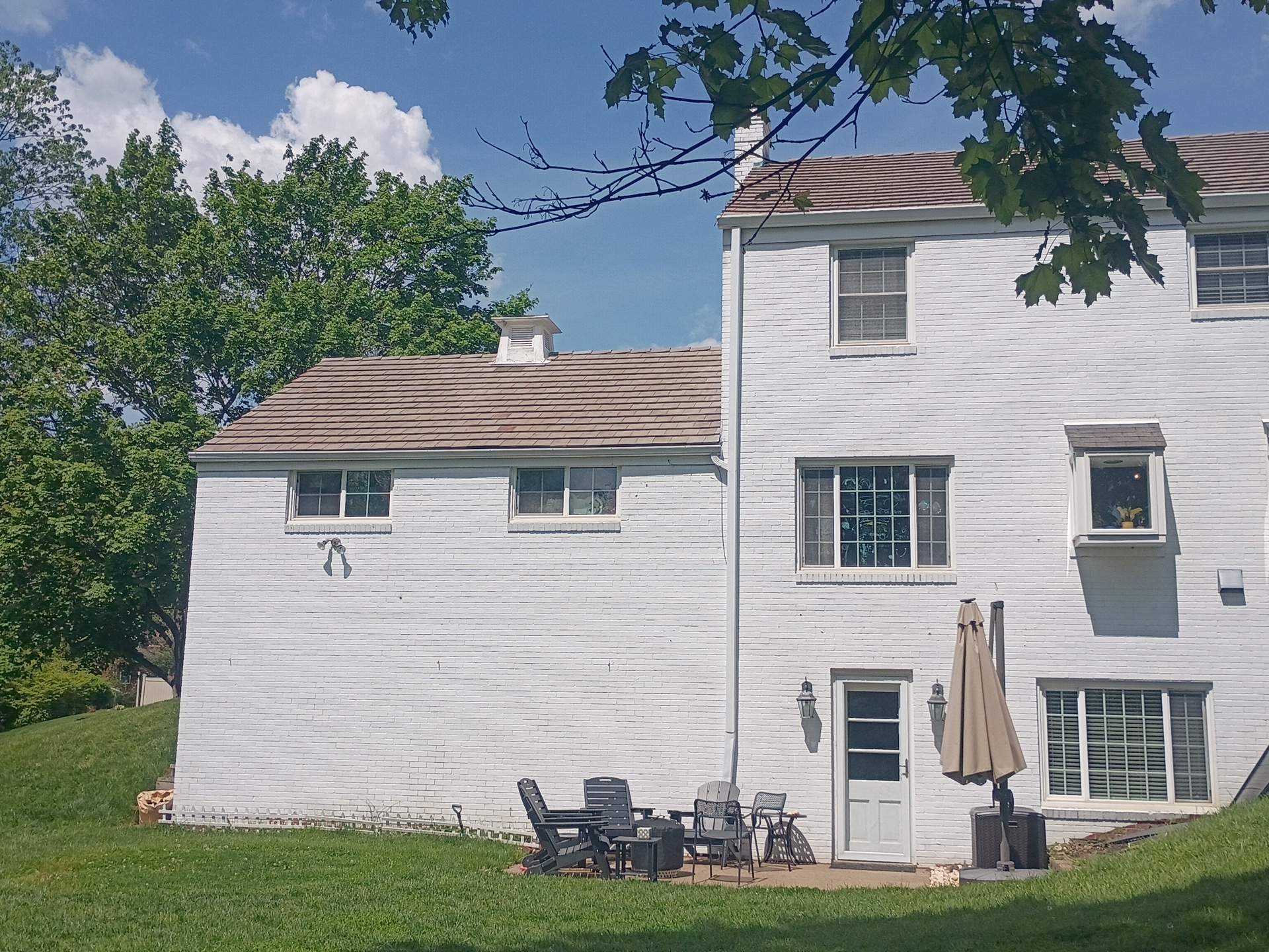 Provia Traditional Lap Siding in White by Ideal Siding Pittsburgh