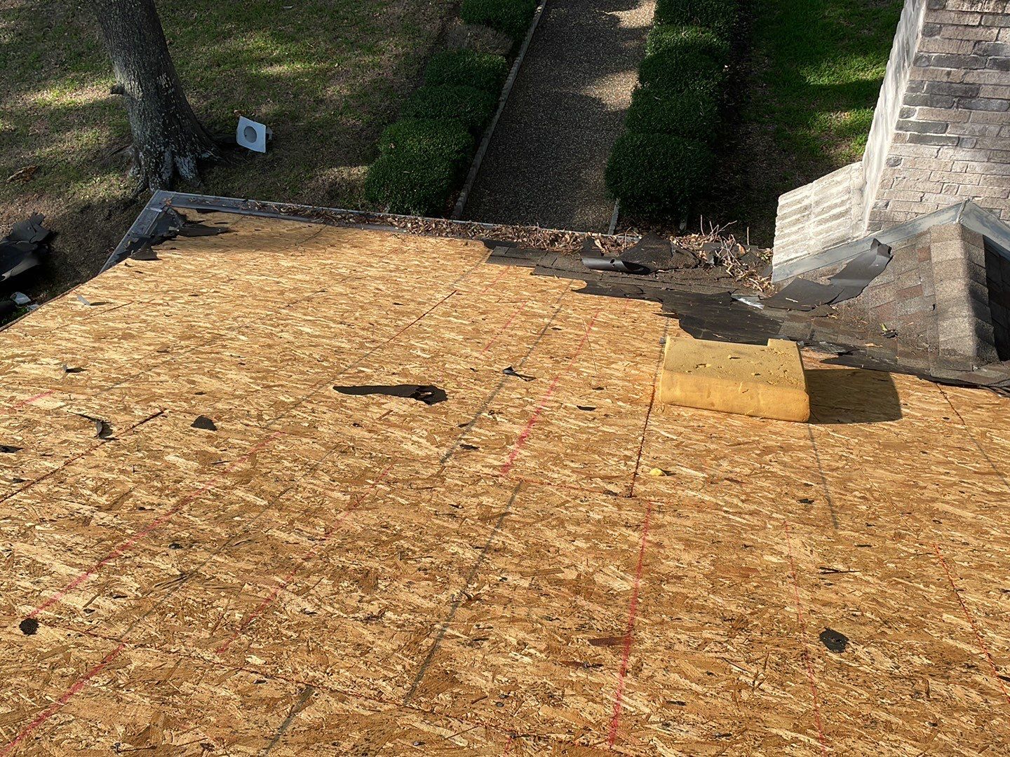 Residential Roofing Installation using Owen's Corning Duration (Lifetime) Shingles by Roof Repair Company