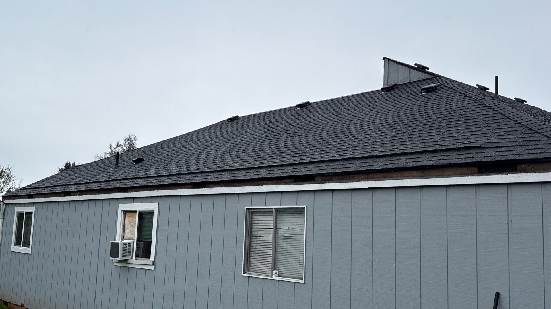 Clarence Court Southeast • Salem, Oregon 97302 by OR Advanced Roofing, LLC