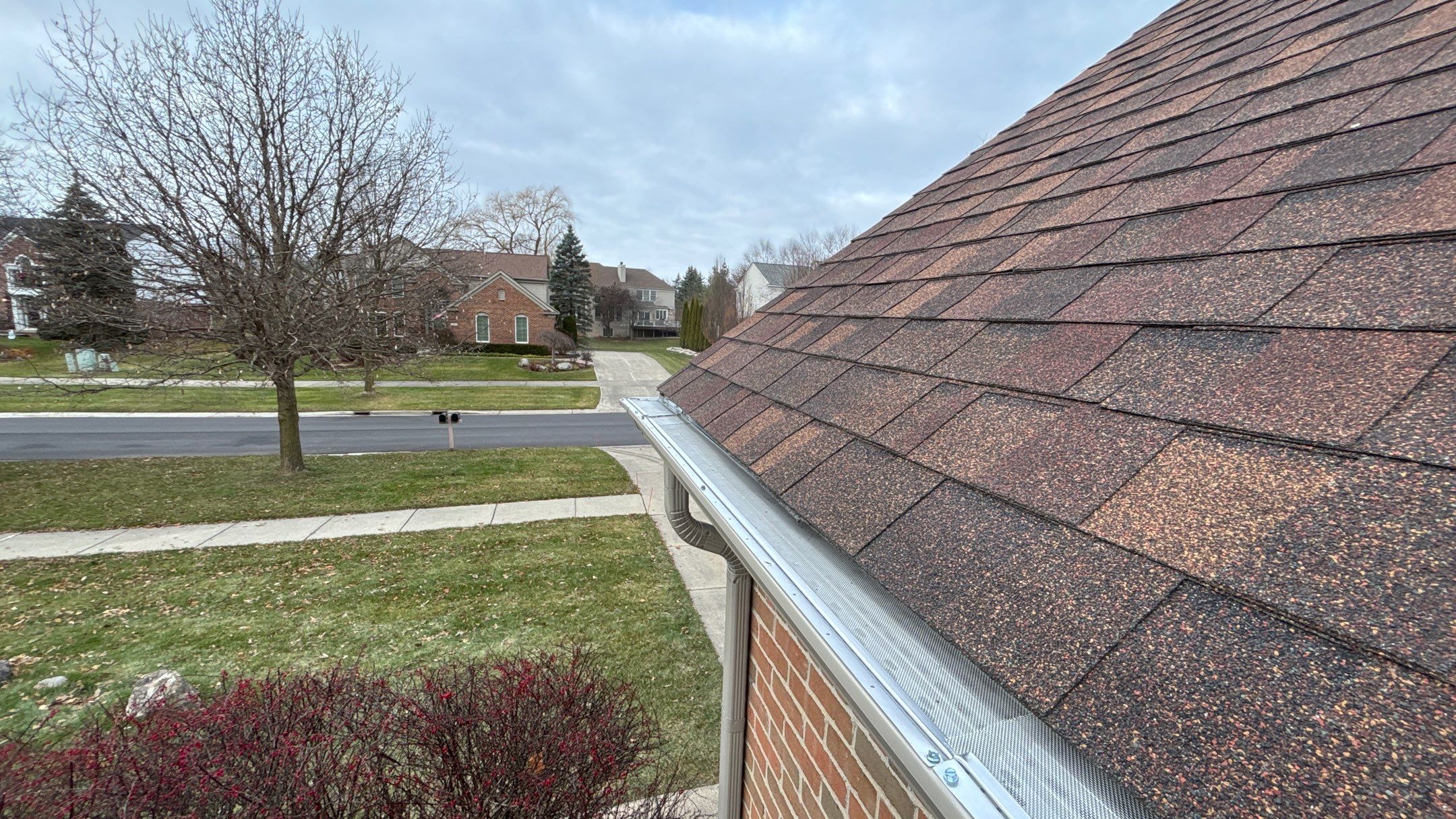 Siding Replacement using Alside Charter Oak D4.5" by 180 Contractors