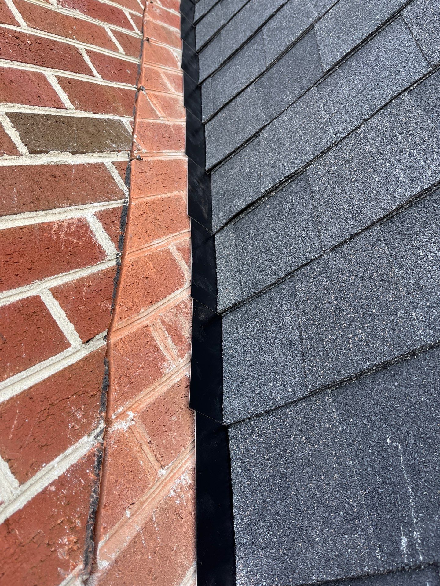 Woodbridge CertainTeed Landmark Roof in Charcoal Black by RM Banning, Inc.
