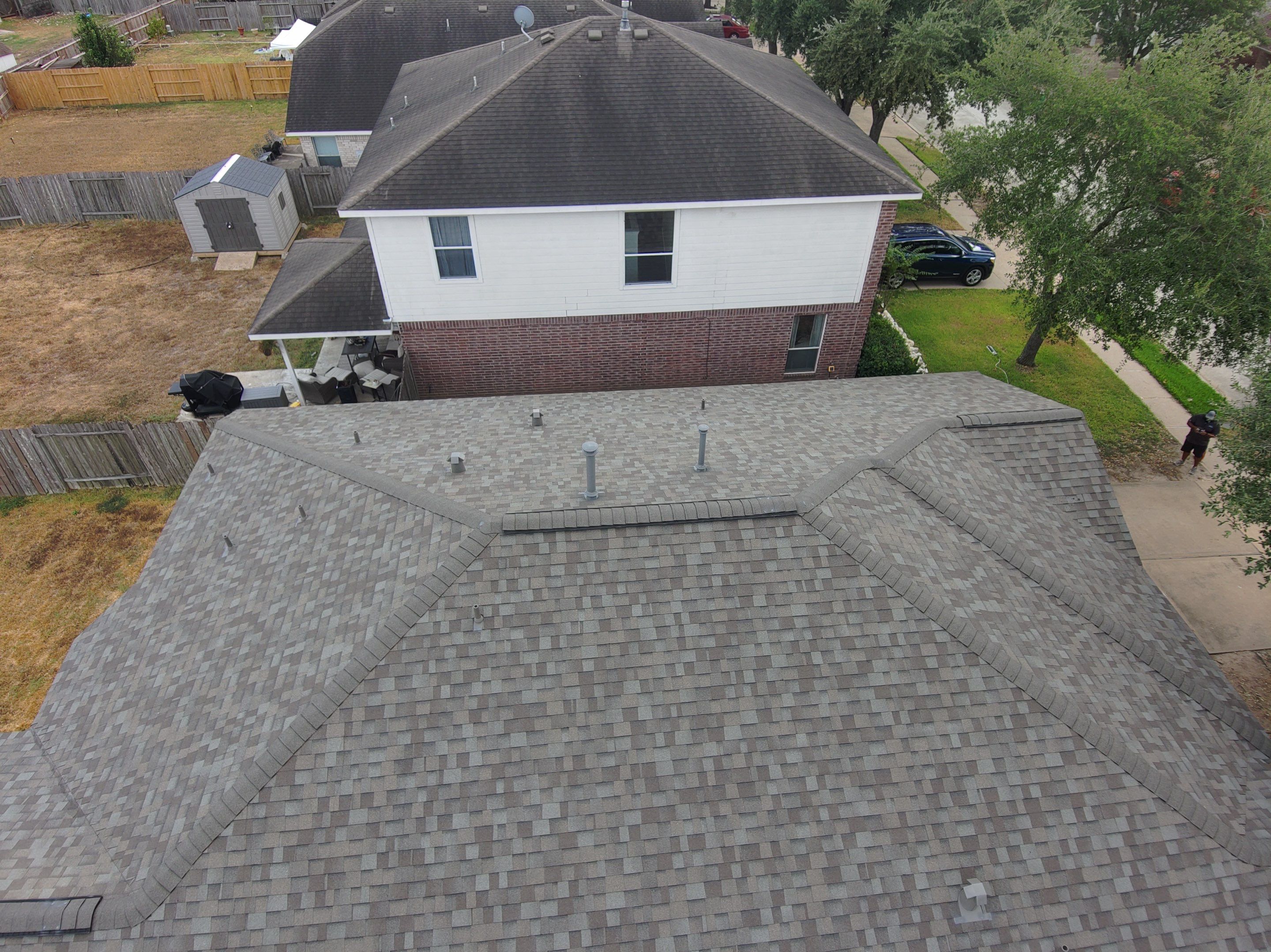 Residential Roofing Installation using Owen's Corning Duration (Lifetime) Shingles by Roof Repair Company