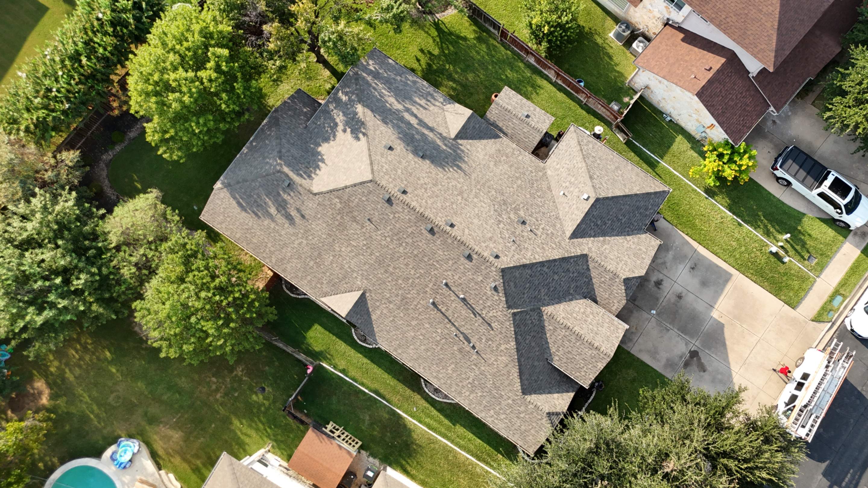 Weathered Wood - Malarkey Vista by RoofsOnly.com