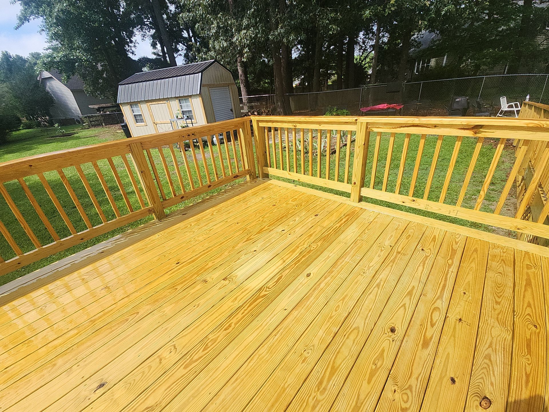 Wood Deck using Wood Sealant by DuraSeal