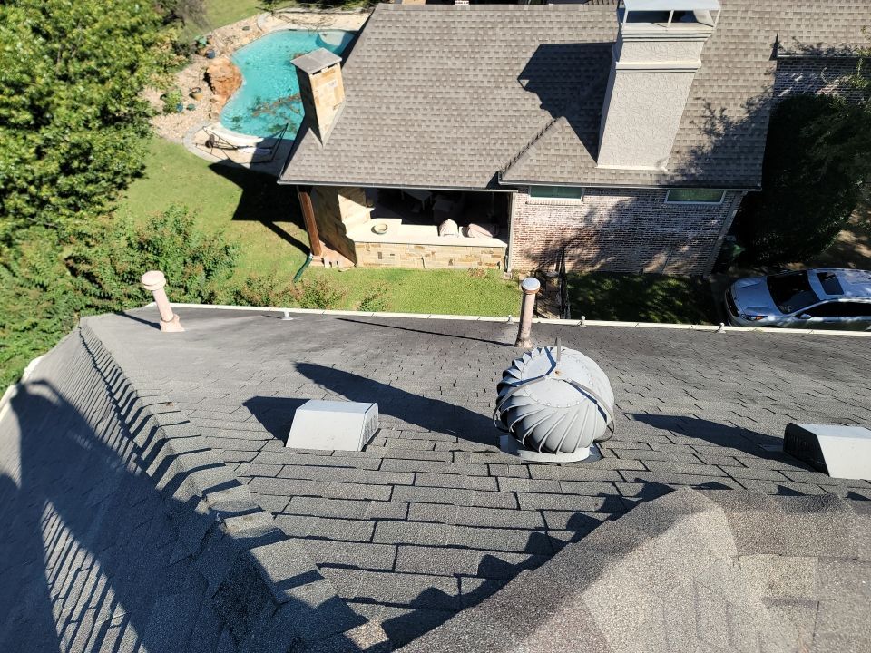 Insurance Claim Roof and Gutters using Owens Corning - Duration- Estate Gray -New Gutters - Exterior paint by Tex-Line Roofing