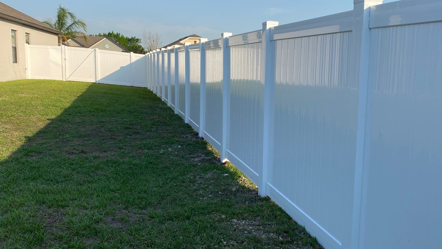 Palmetto, FL 6ft. Tall White Vinyl Privacy Fence  by Asap fence and gates, LLC