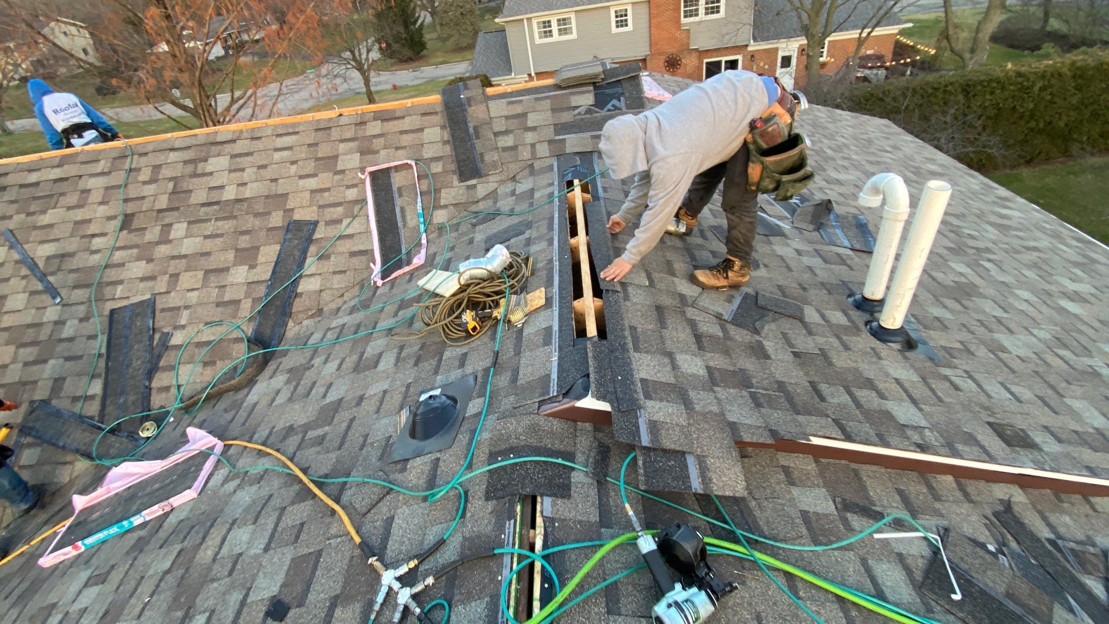 Residential Roofing Installation using Owens Corning Driftwood by 180 Contractors