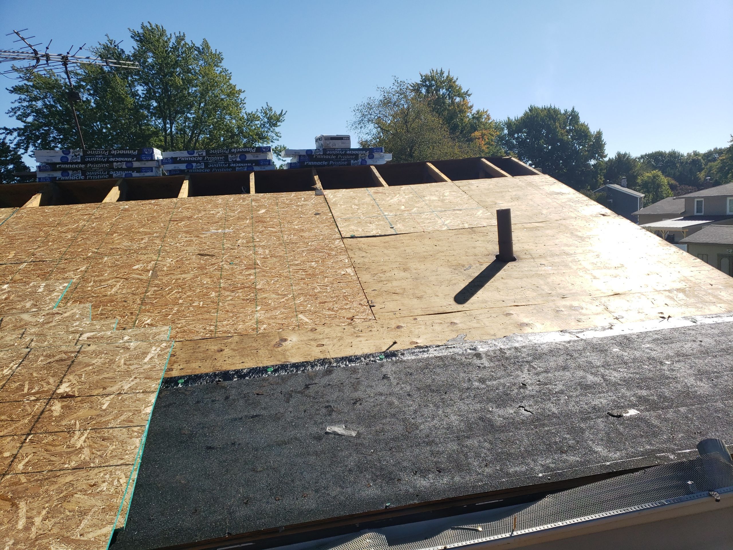 ATLAS PINNACLE COLOR: PRISTINE HEATHER DRIP EDGE: MUSKET BROWN by Eagle Eye Roofing