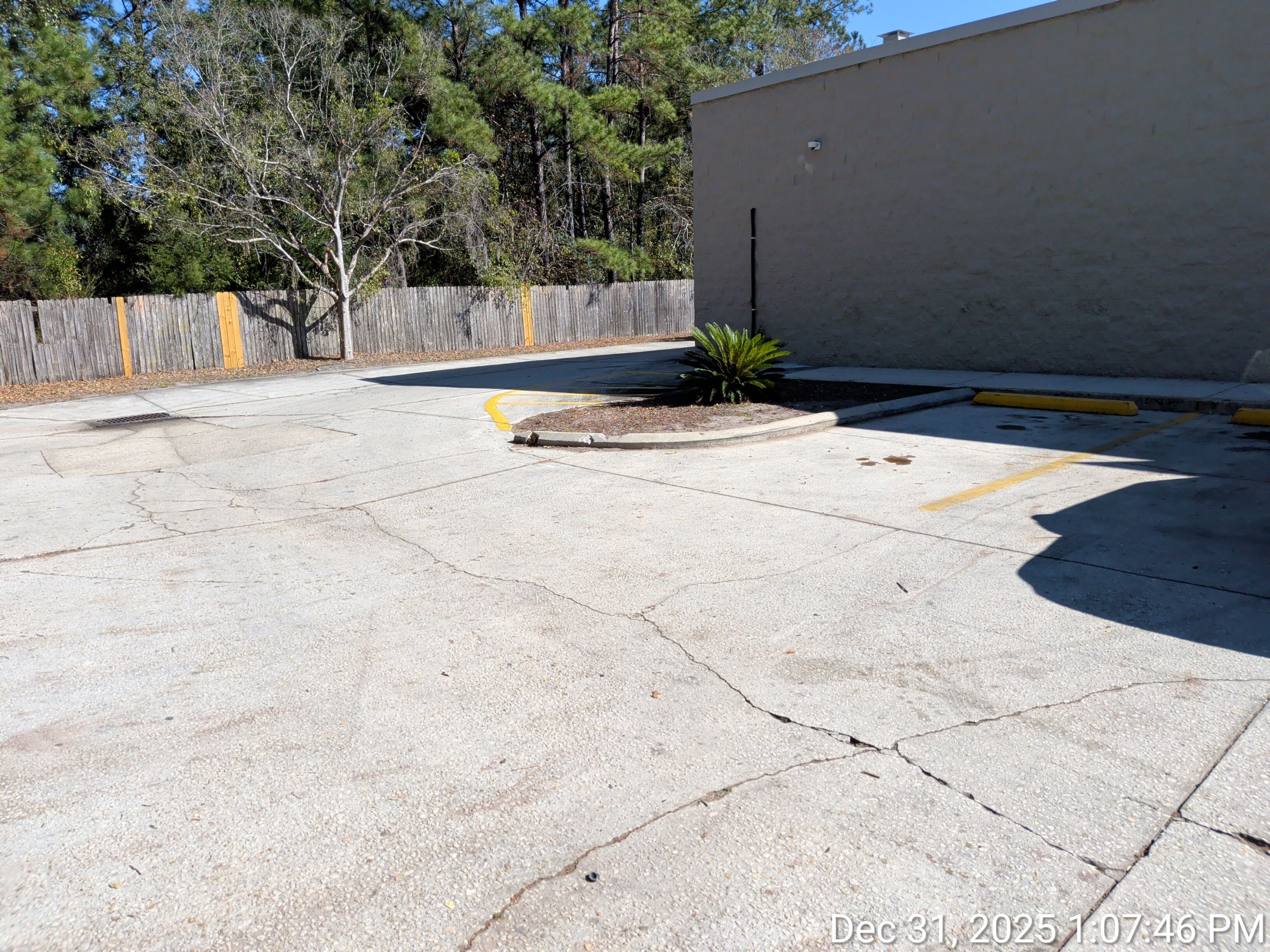 Commercial Grounds Maintenance — National Retail & Automotive Locations by Harmoni Home Services