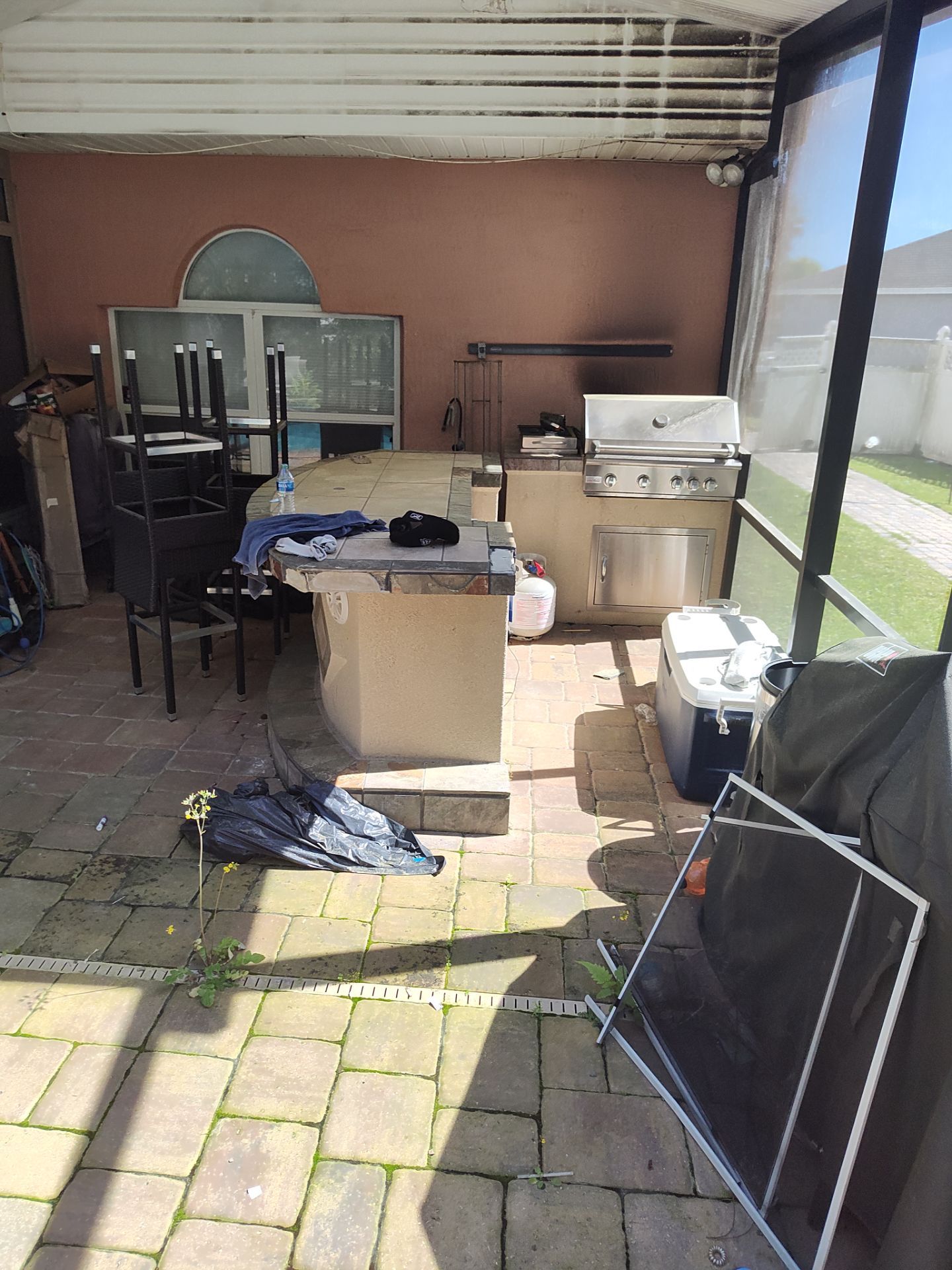 Lanai  using Concrete Sealant by DuraSeal