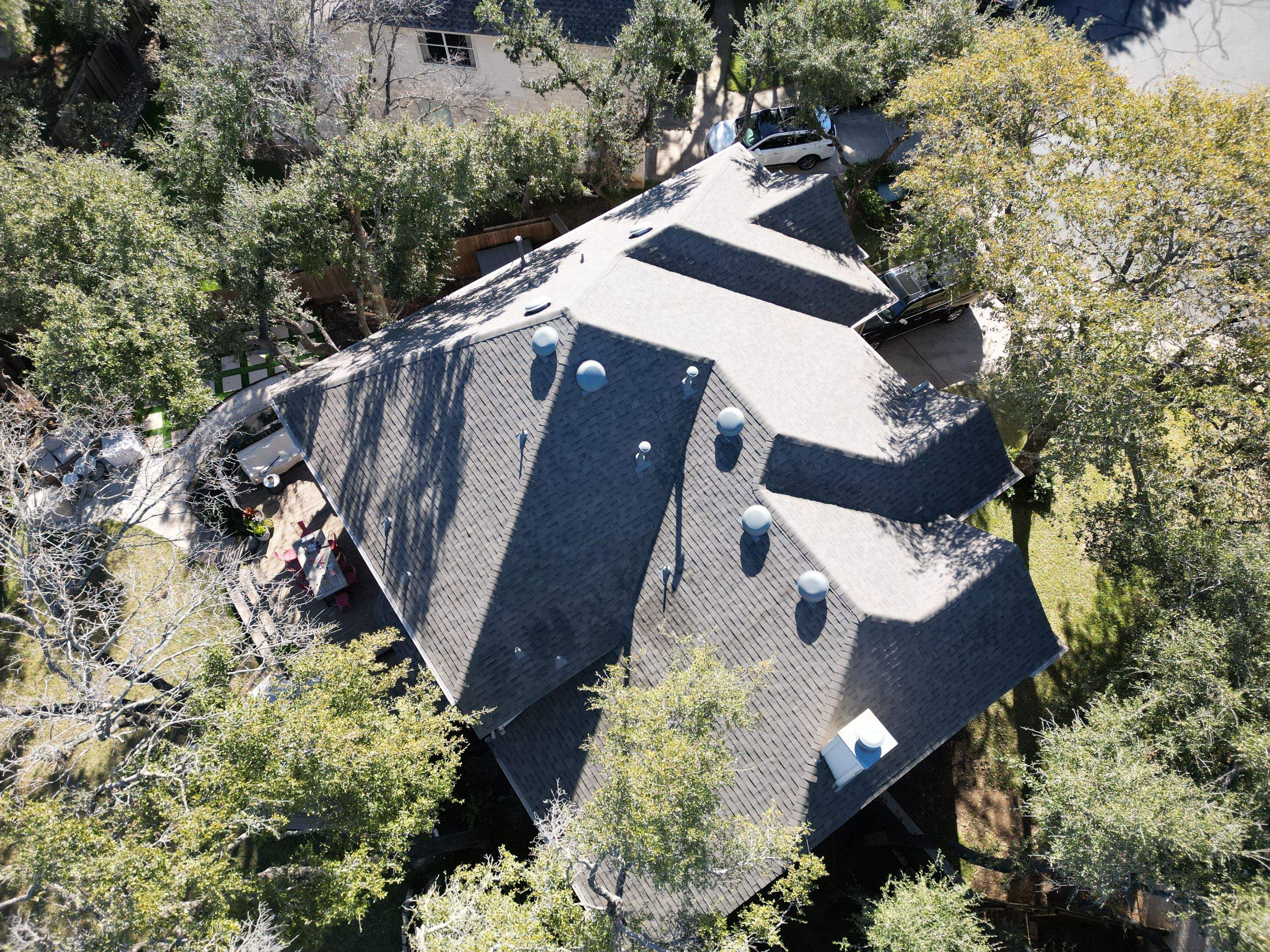 Weathered Wood - Malarkey Highlander by RoofsOnly.com