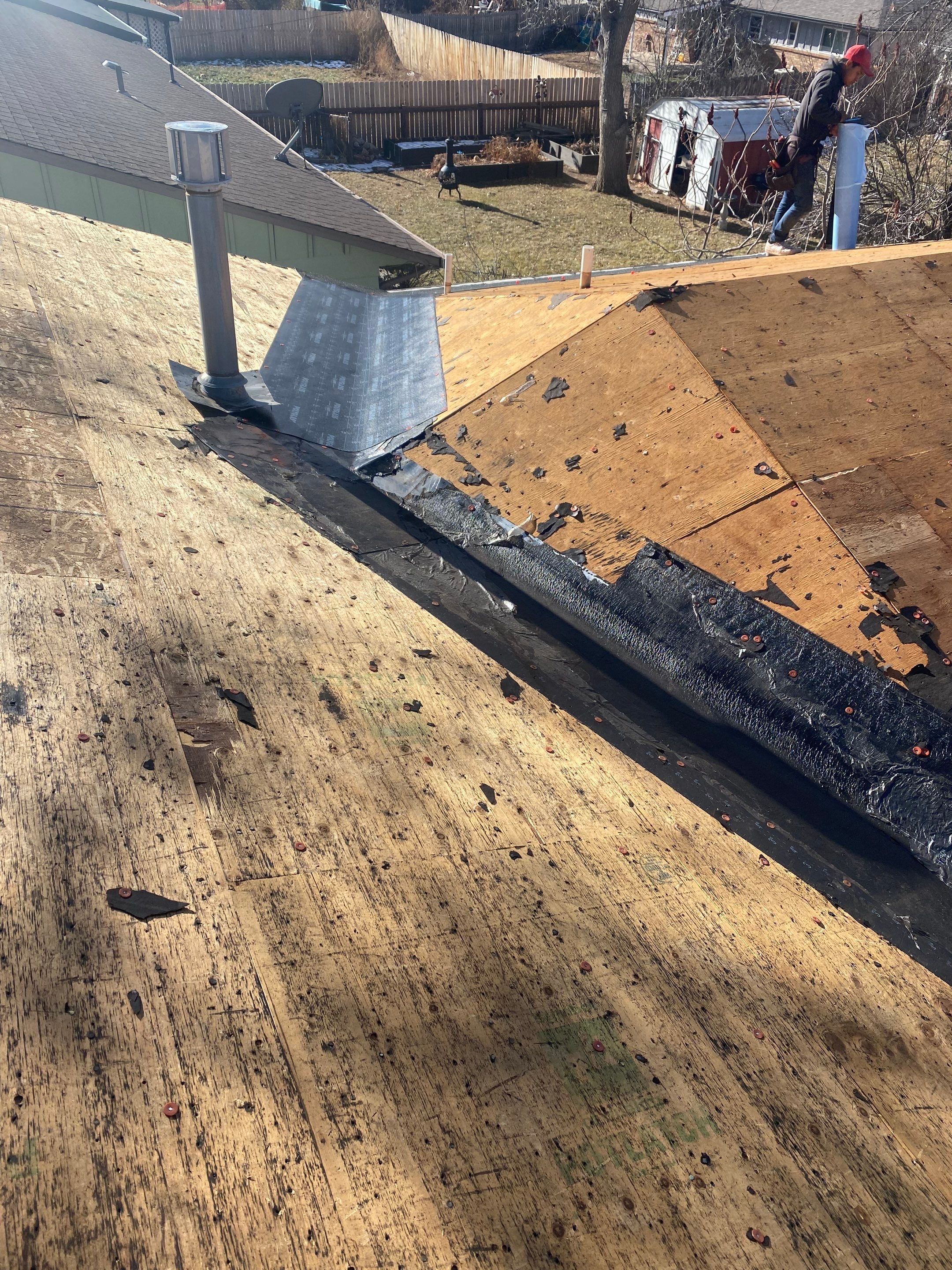 Resdiental Hail Damage Roof Replacement  using Certainteed Northgate Class 4 Impact Resistant "Weathered Wood" color by Black Belt Roofing 