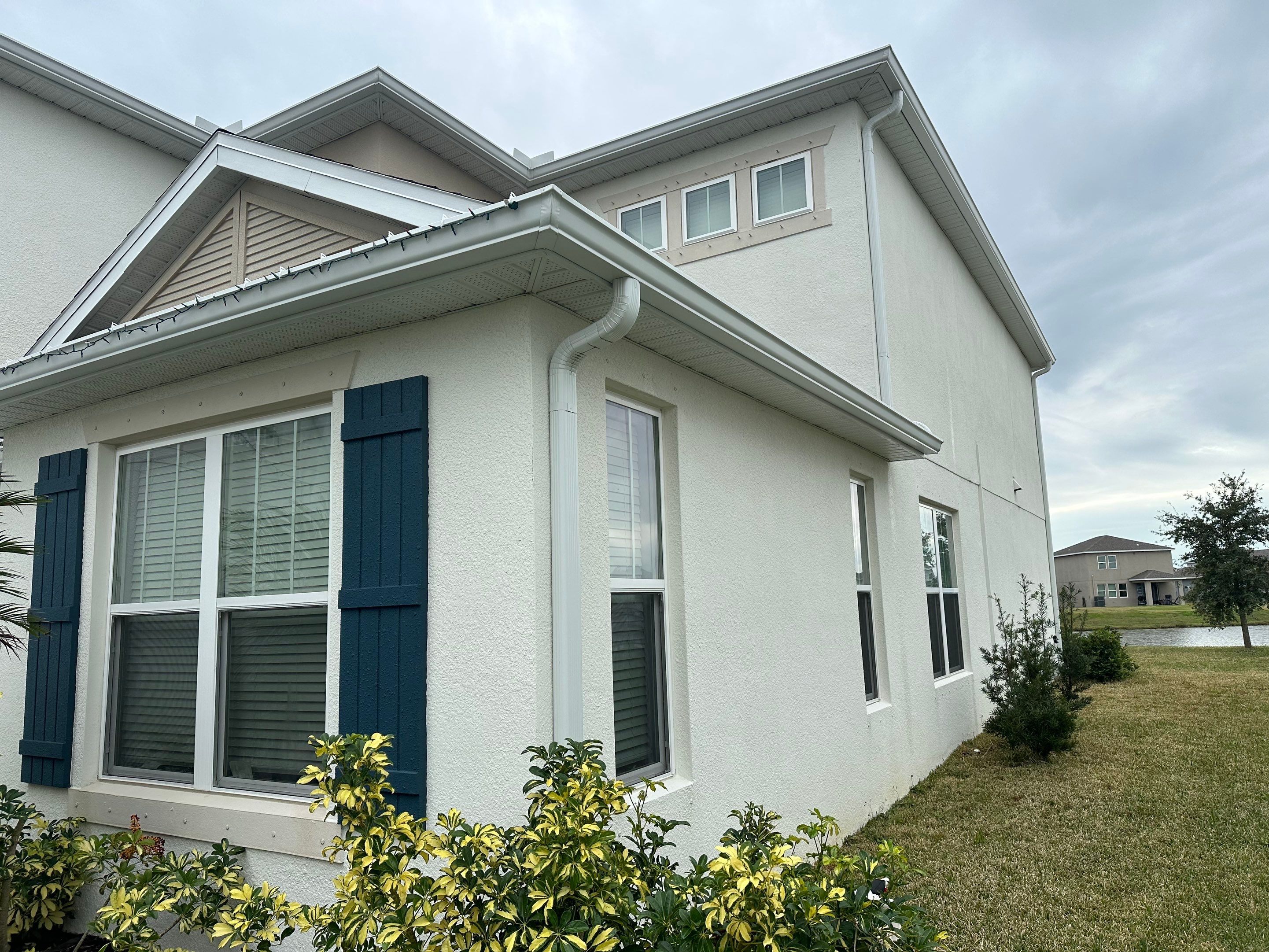 Complete House Wash and Exterior Surface Cleaning in Artisan Lakes Community, Palmetto, FL by Sunshine AquaWash