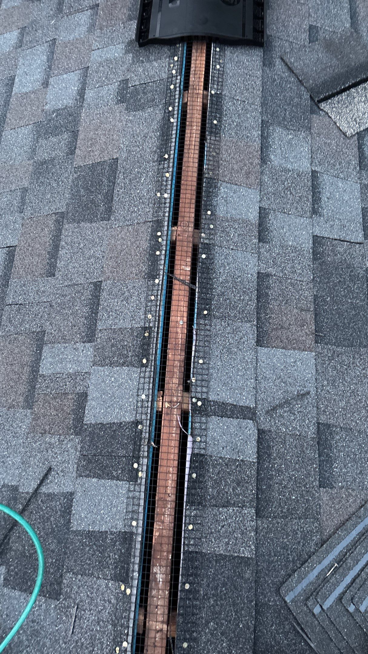 Roof Replacement using Owens Corning Williamsburg Grey by 180 Contractors