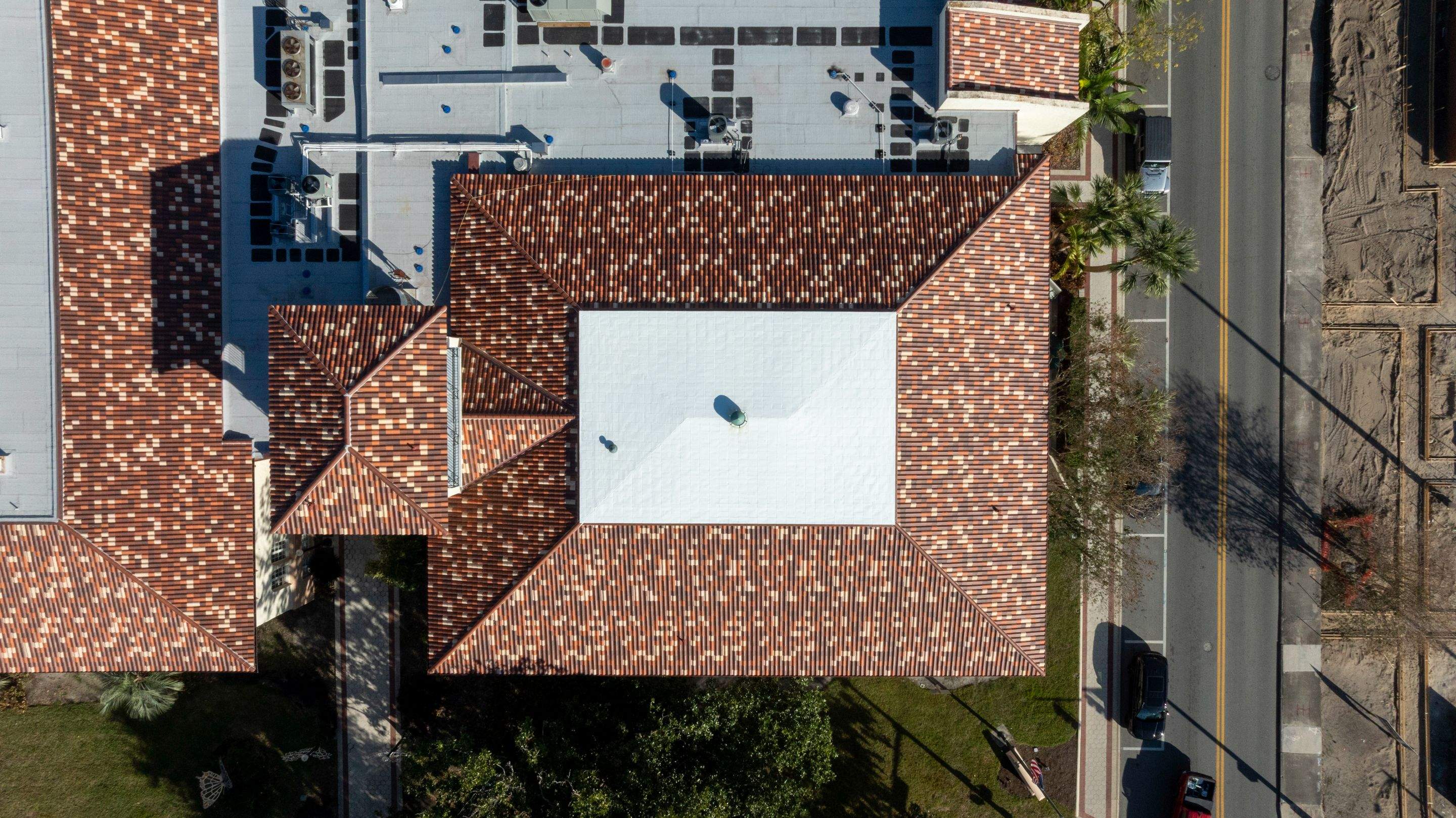 Lakeland City Hall by R.F. Lusa Roofing & Sheet Metal, Inc