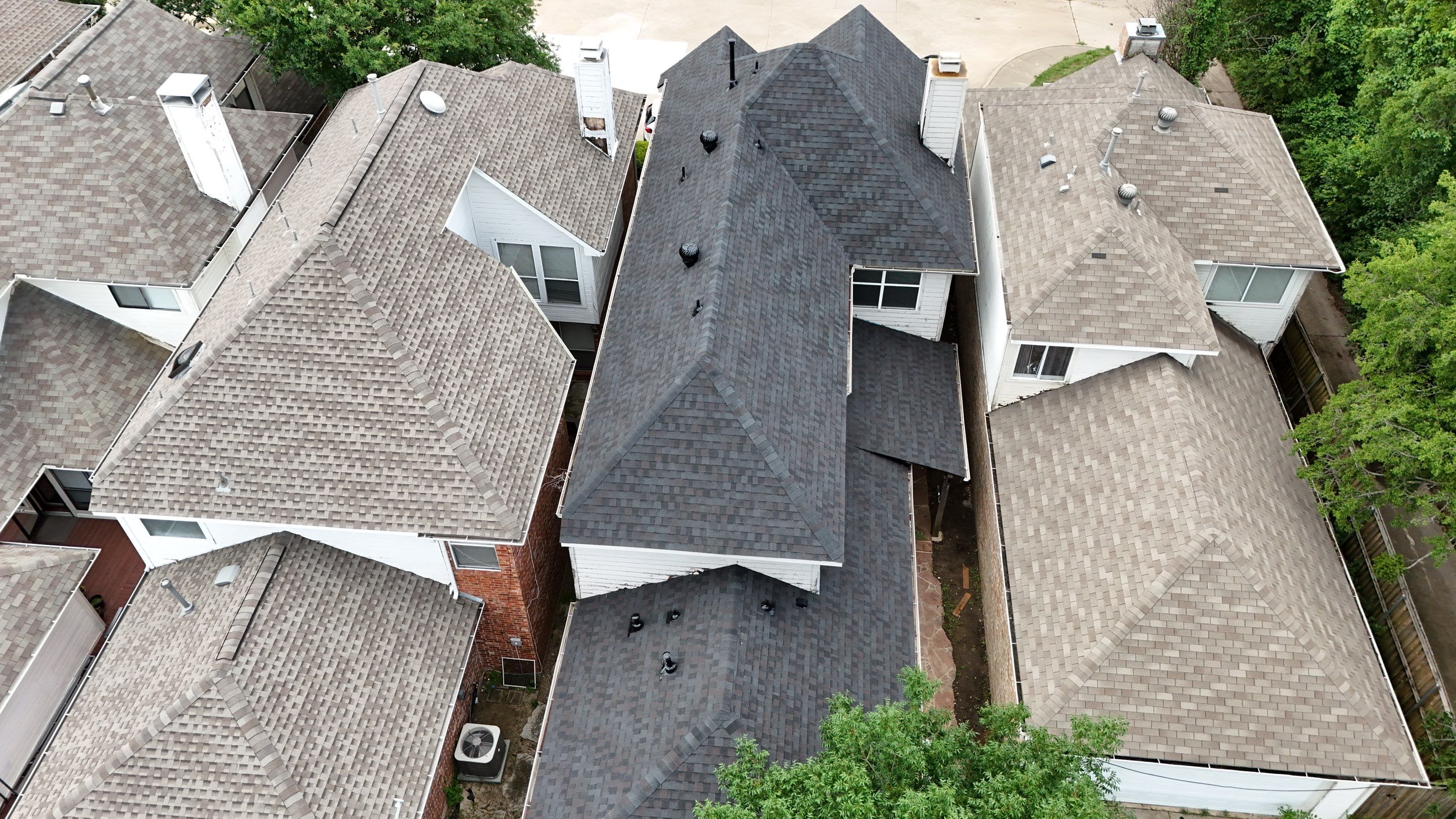 Project in Dallas by Armor Roofing | Exteriors