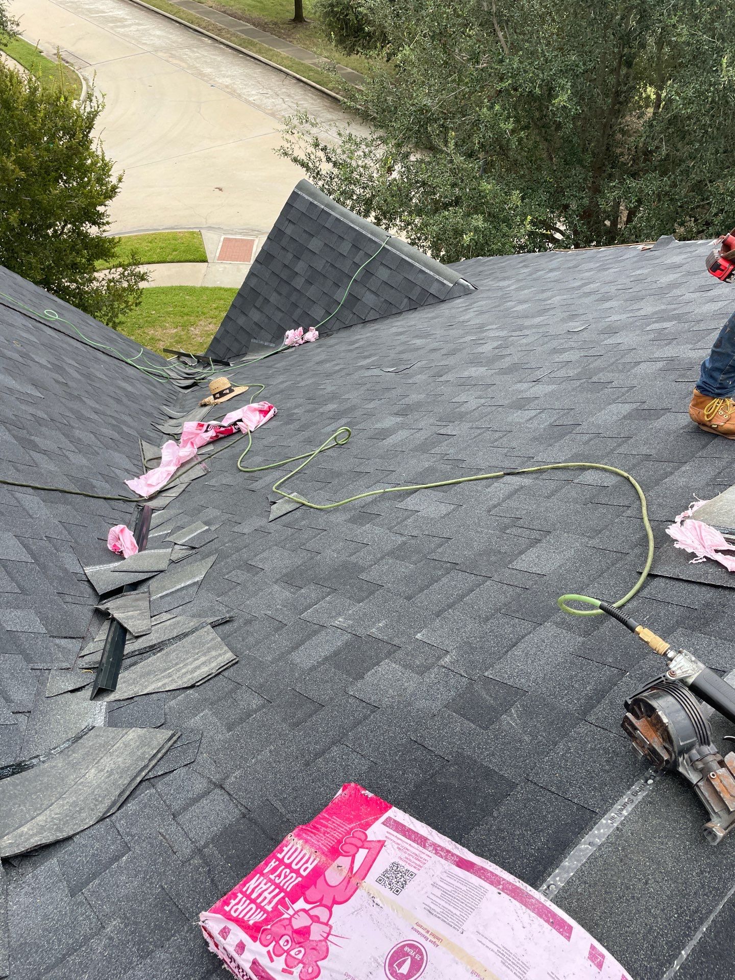 Residential Roofing Installation using Owen's Corning Duration (Lifetime) Shingles by Roof Repair Company