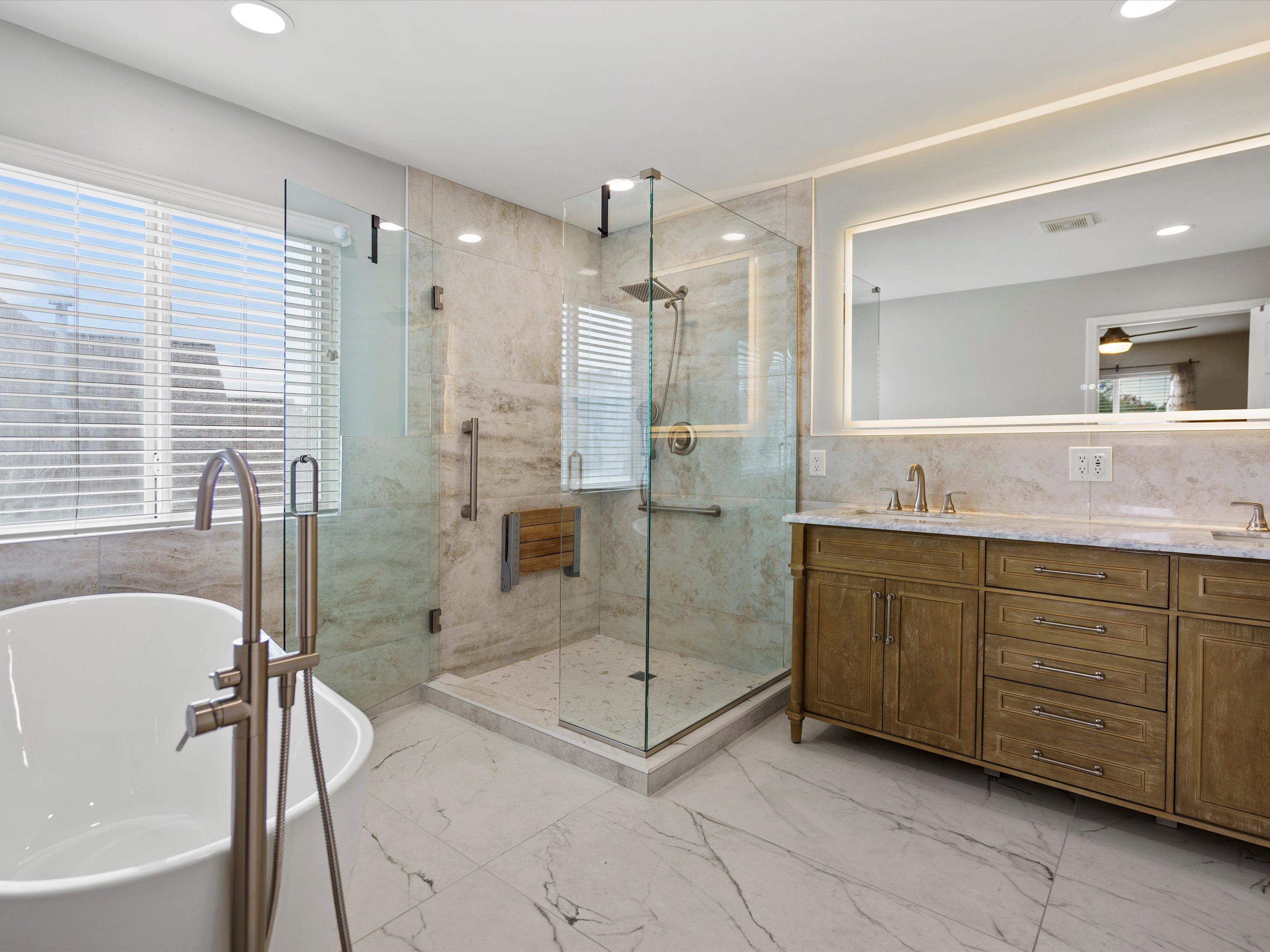 WALK-IN TILE SHOWERS