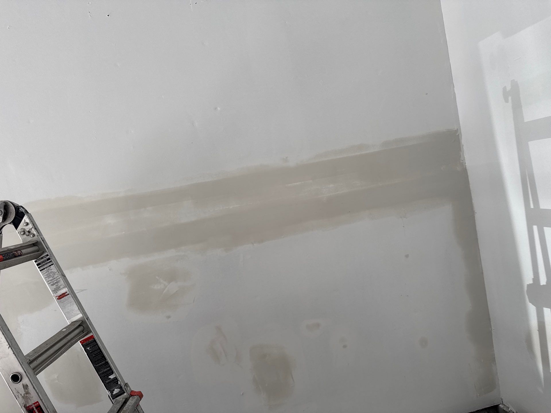Interior Painting using Sherwin Williams  by La Bendicion Contruction Llc