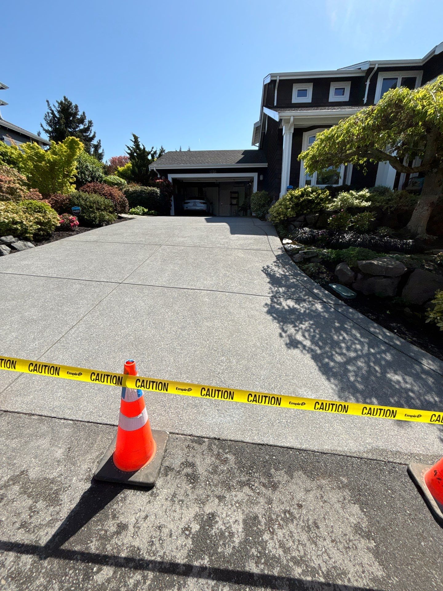 Concrete Driveway Repair | Mukilteo  by Jireh Asphalt & Concrete Inc 