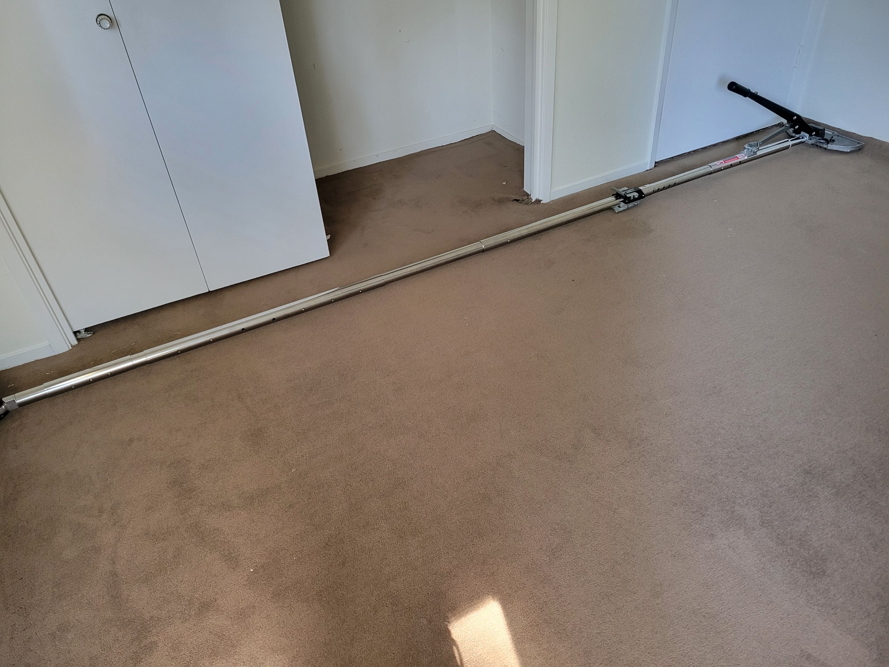 Carpet Re-stretching and Cleaning by Ardent Carpet Restore LLC