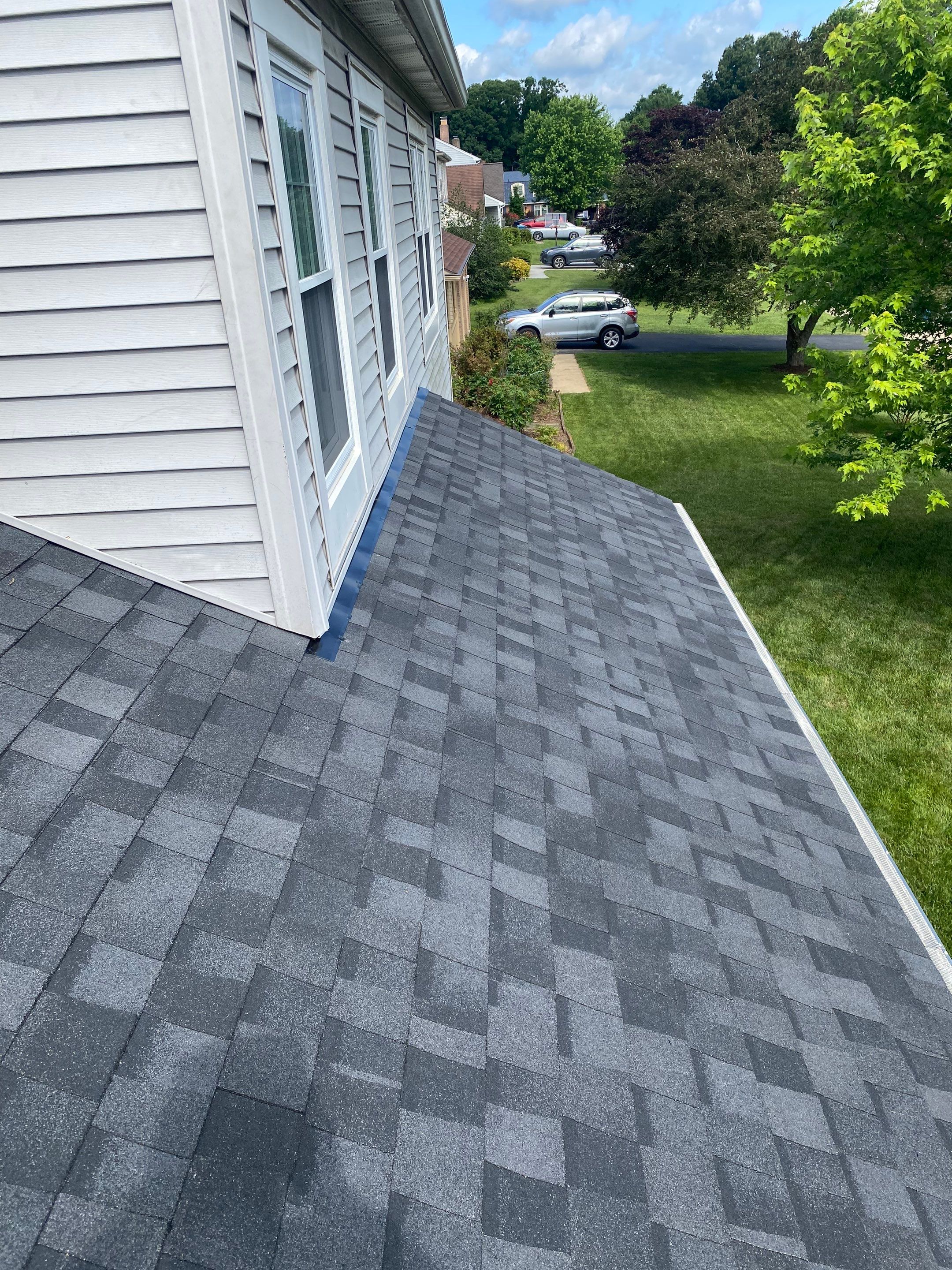 Springfield: CertainTeed Landmark Pro Designer Shingles in Max Def Moire Black by RM Banning, Inc.