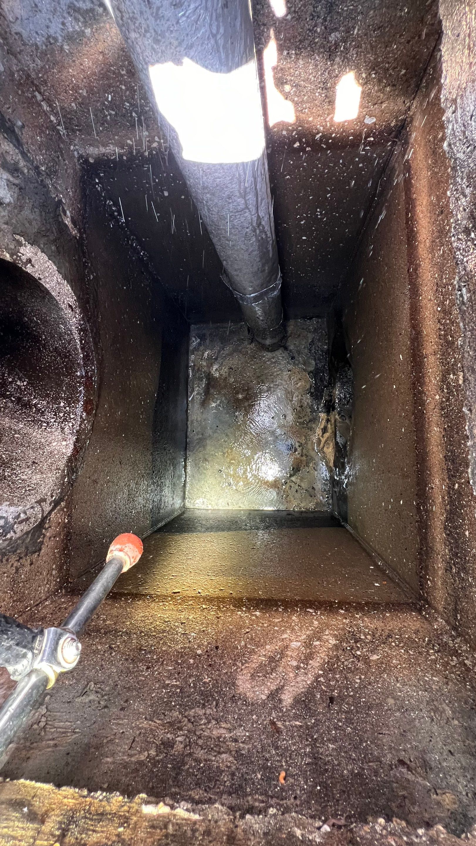 North Naples Neighborhood Catch Basin Cleaning by APS Power & Water