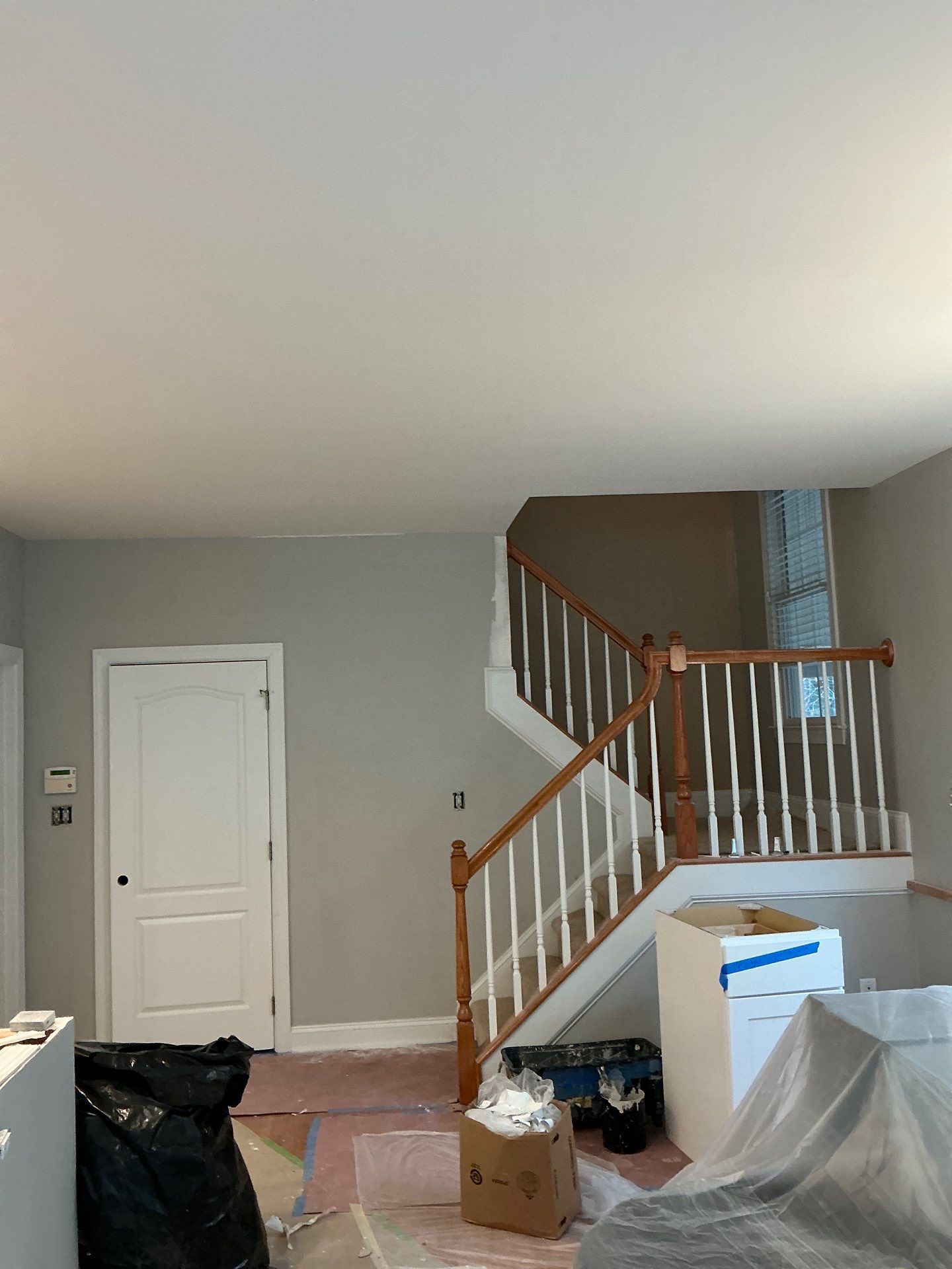 Inteiro painting and Cabineted painting by GonzalezPainters & Contractors Inc 