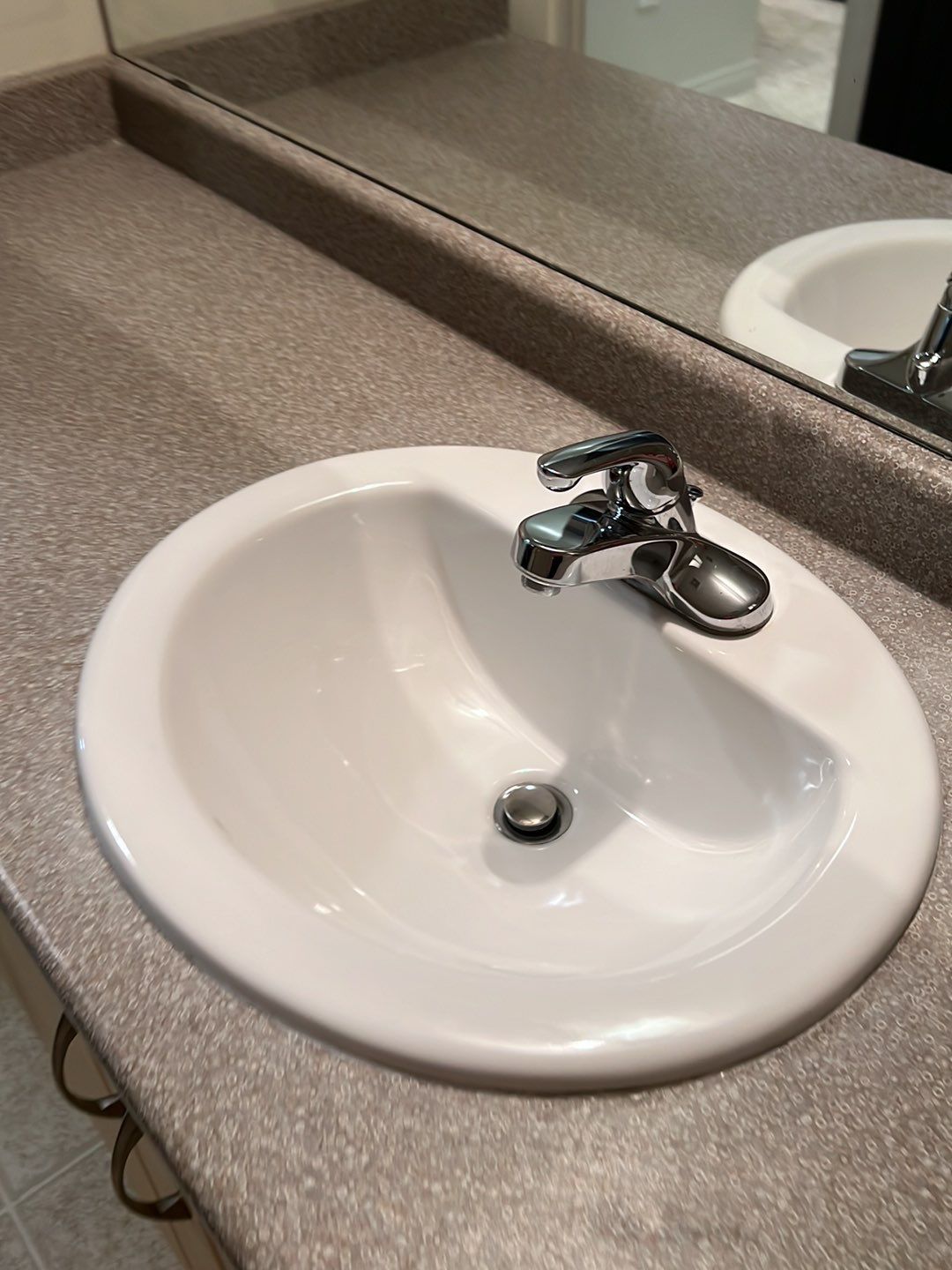Moveout Clean - Very dirty by Tidyups Cleaning Service Inc