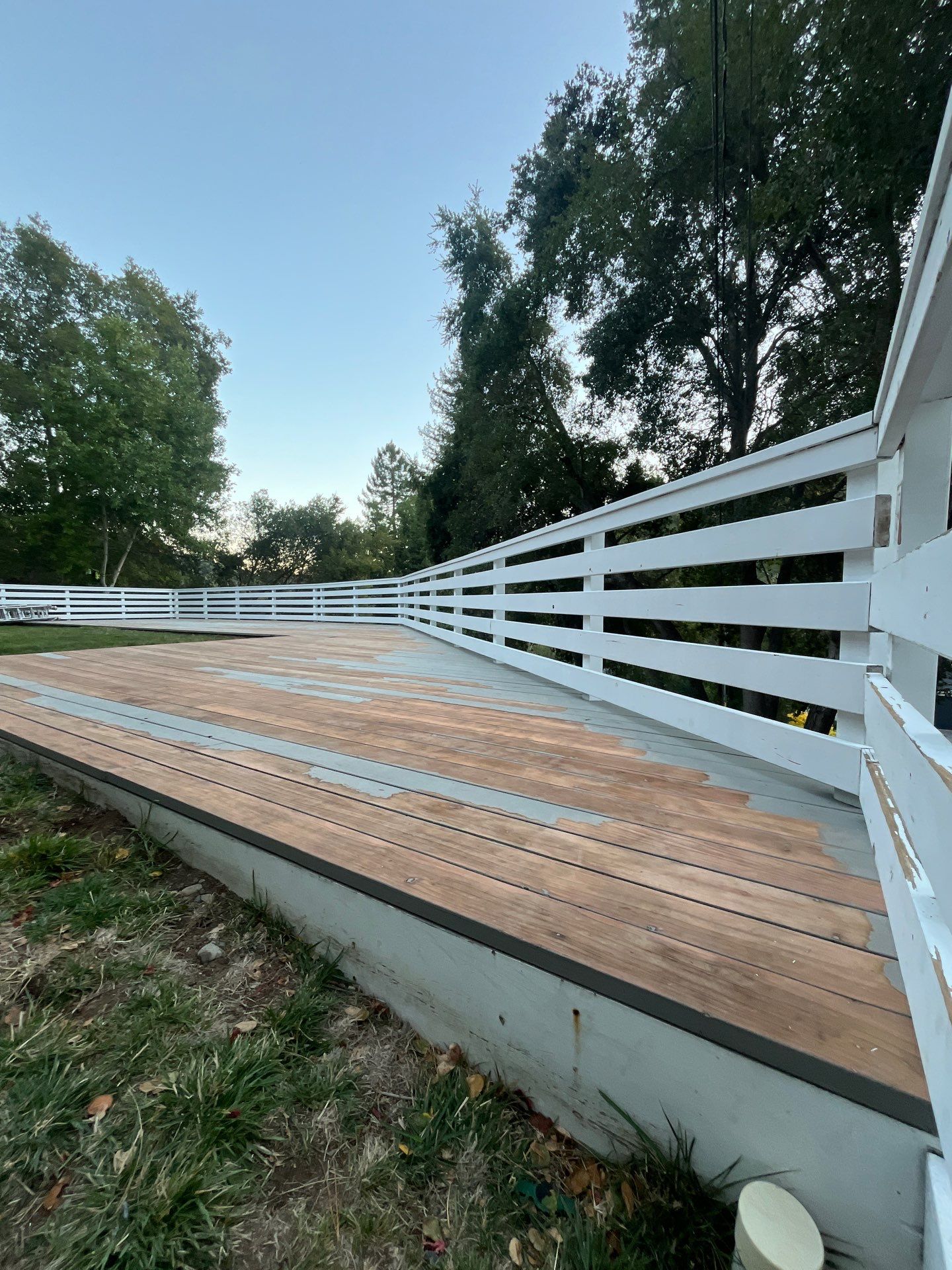 Deck Repaint using Sherwin-Williams by Herrera’s Bay Area Painting inc.