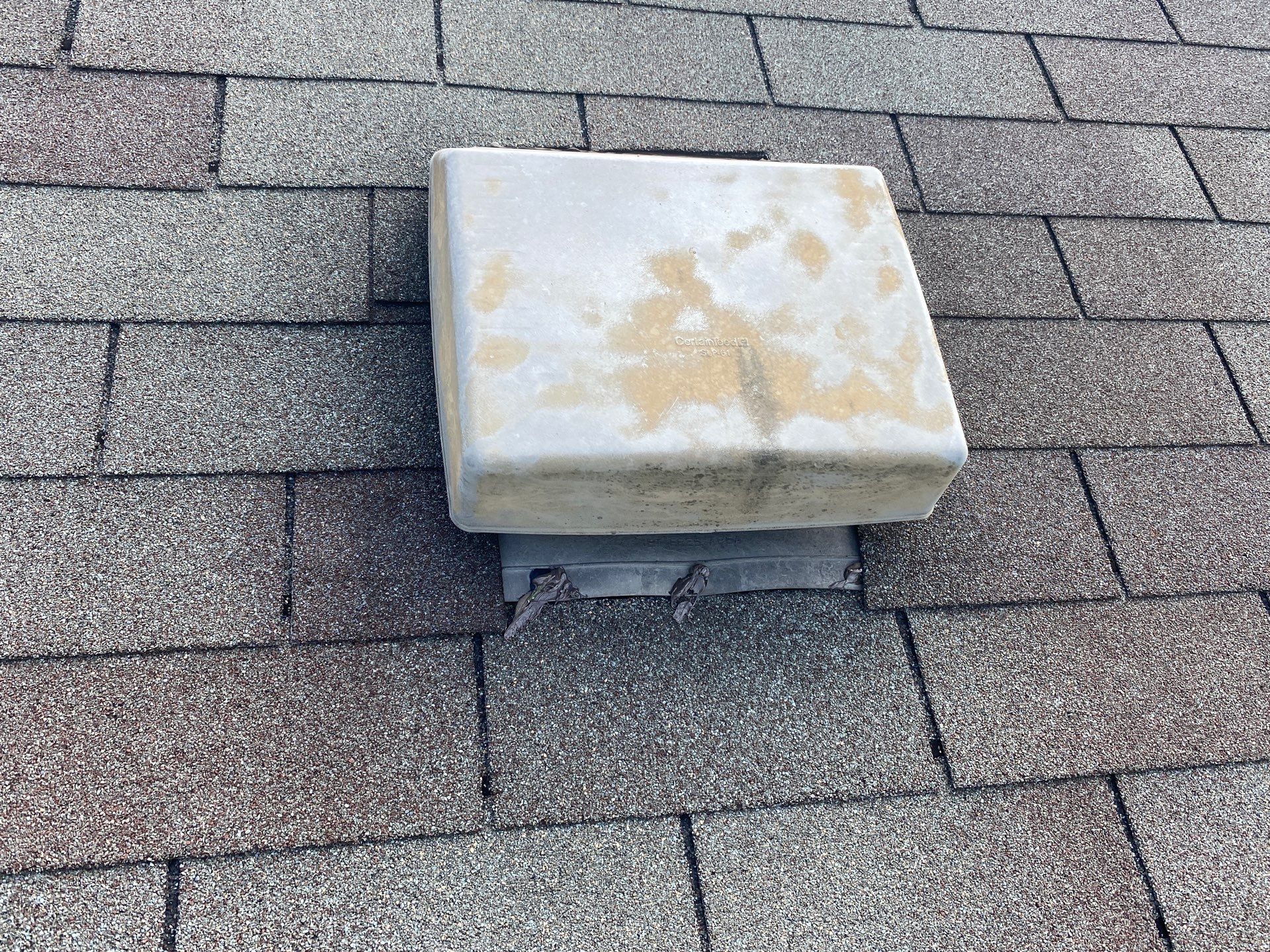Hail Damage using Owen's Corning Duration (Lifetime) Shingles by Roof Repair Company