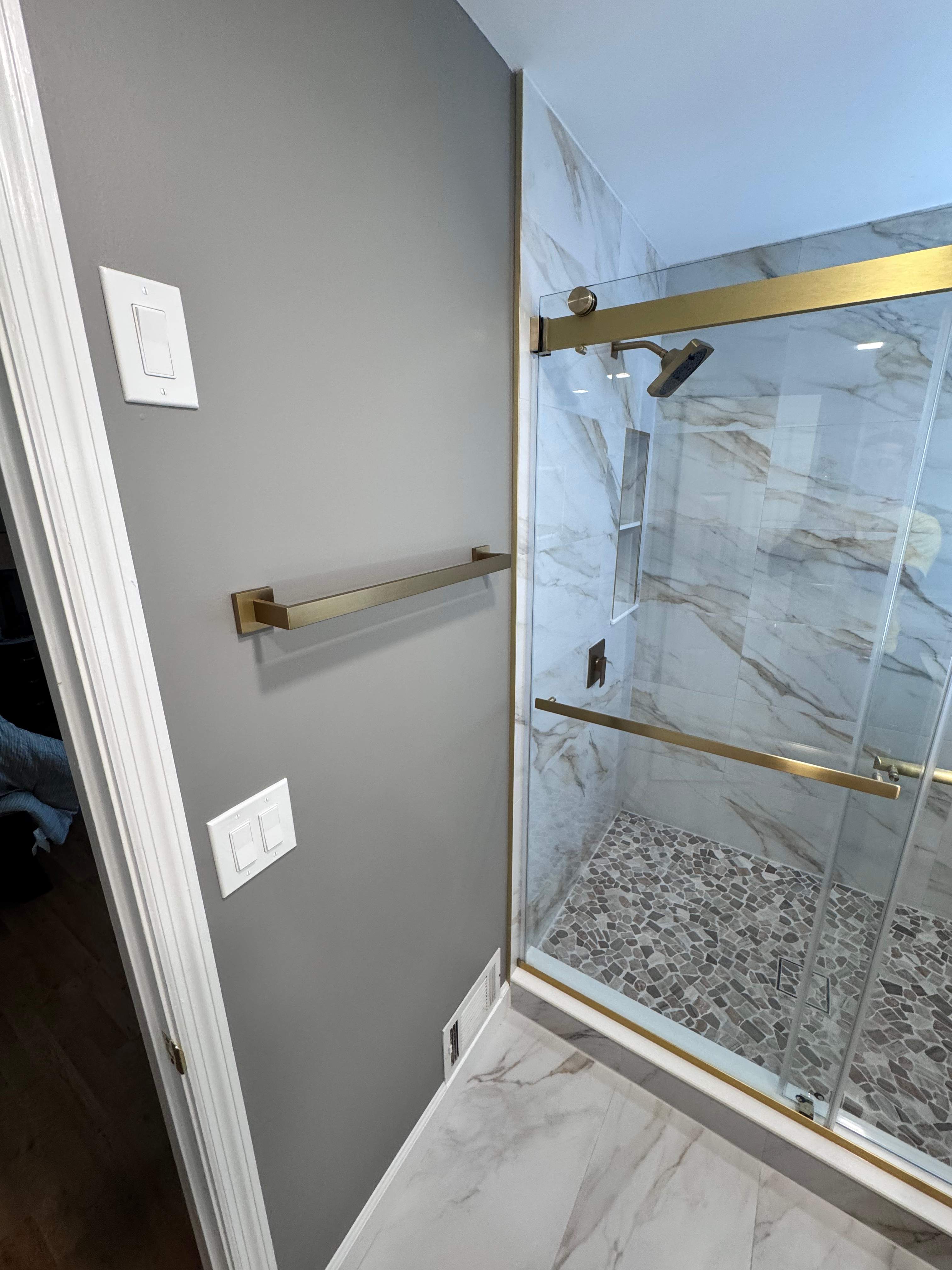 Master bathroom remodel by Prudencio