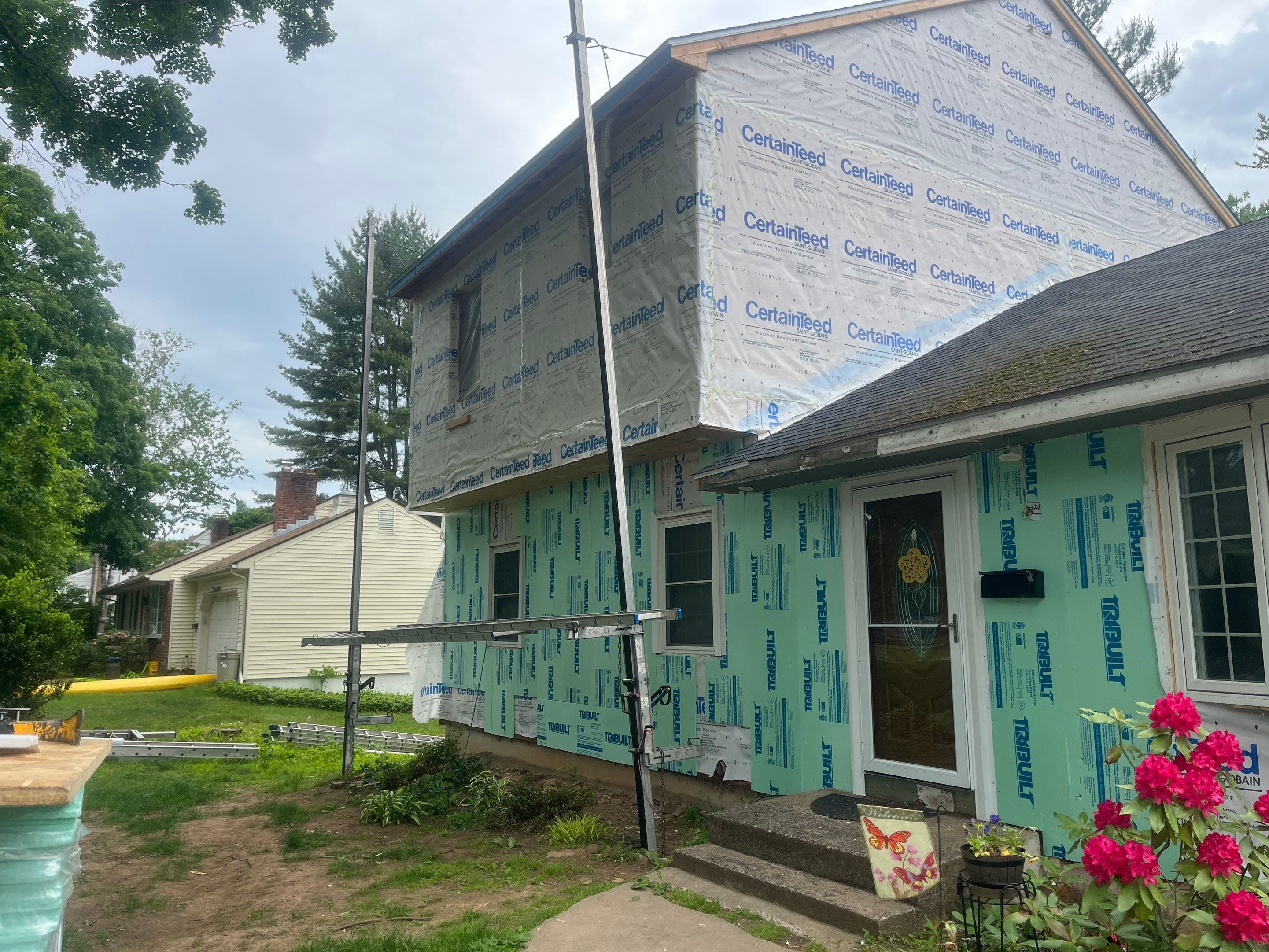 Fresh Siding Rejuvenation with Cert Monogram D/4 x 12'6" clapboard, Wedgewood Blue by DiGiorgi Roofing and Siding Inc