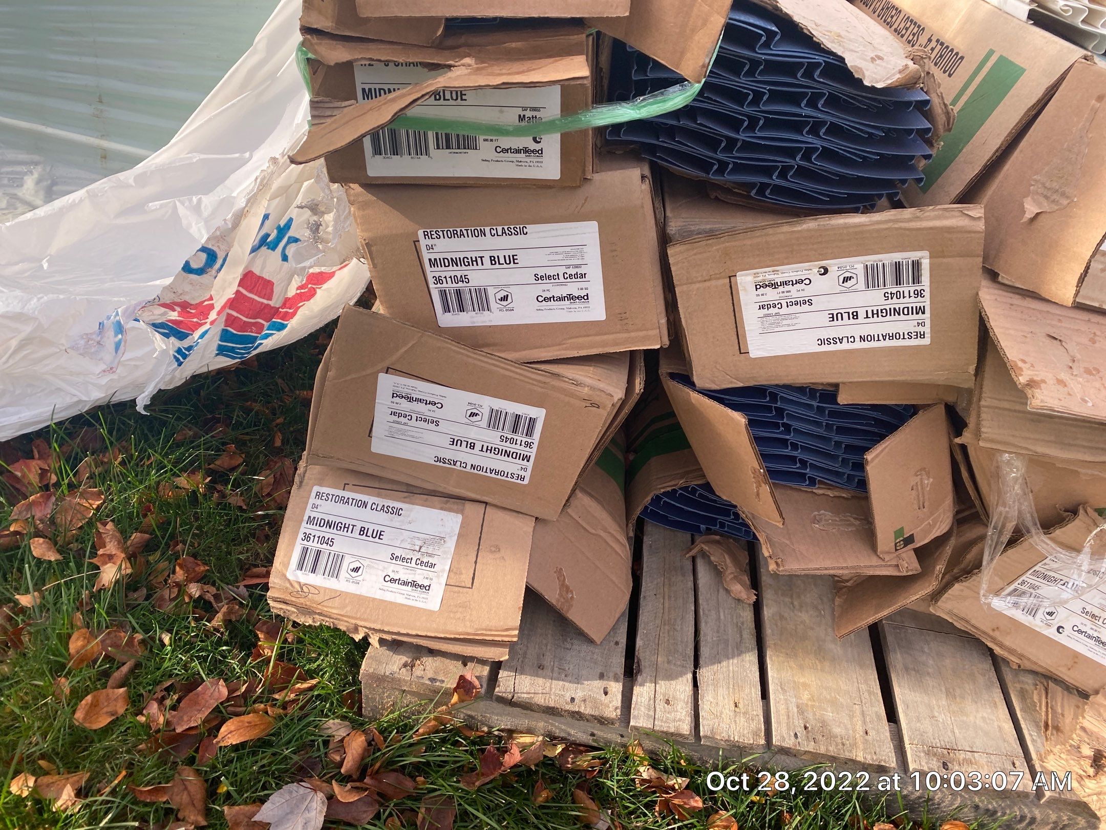 Siding Replacement using Certainteed Restoration Classic D4 Midnight Blue by 180 Contractors