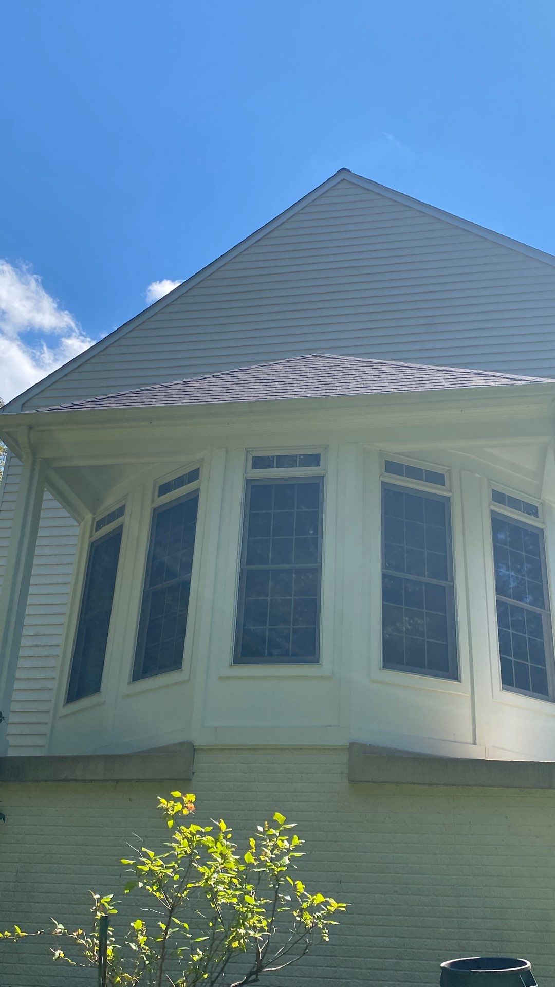 Fairfax station: Residential Roof with CertainTeed Landmark Pro in Max Def Shenandoah  by RM Banning, Inc.