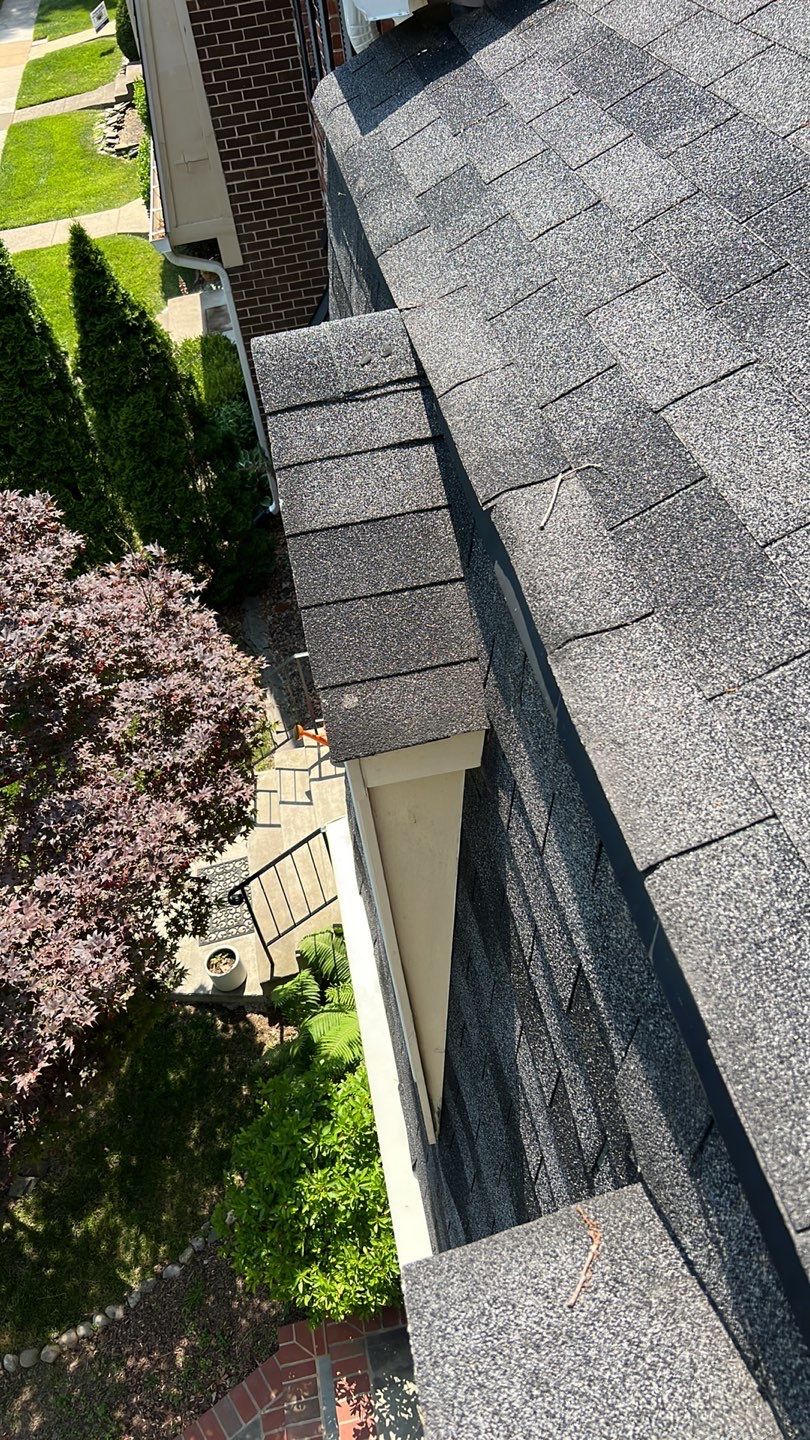 Reston: CertainTeed Landmark Pro Architectural Shingles in Max Def Moire Black by RM Banning, Inc.