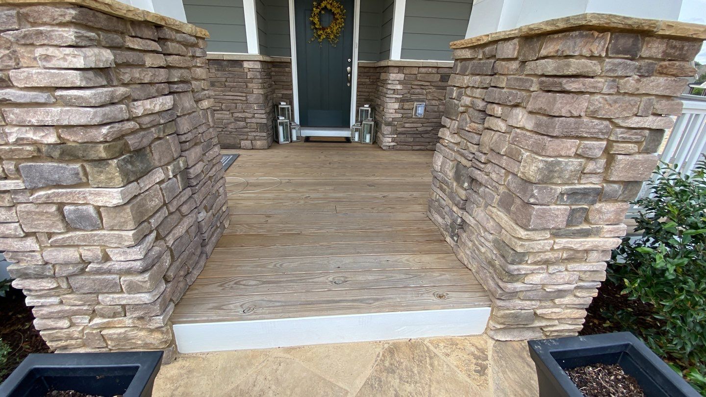 Screened Porch using Wood Sealant by DuraSeal