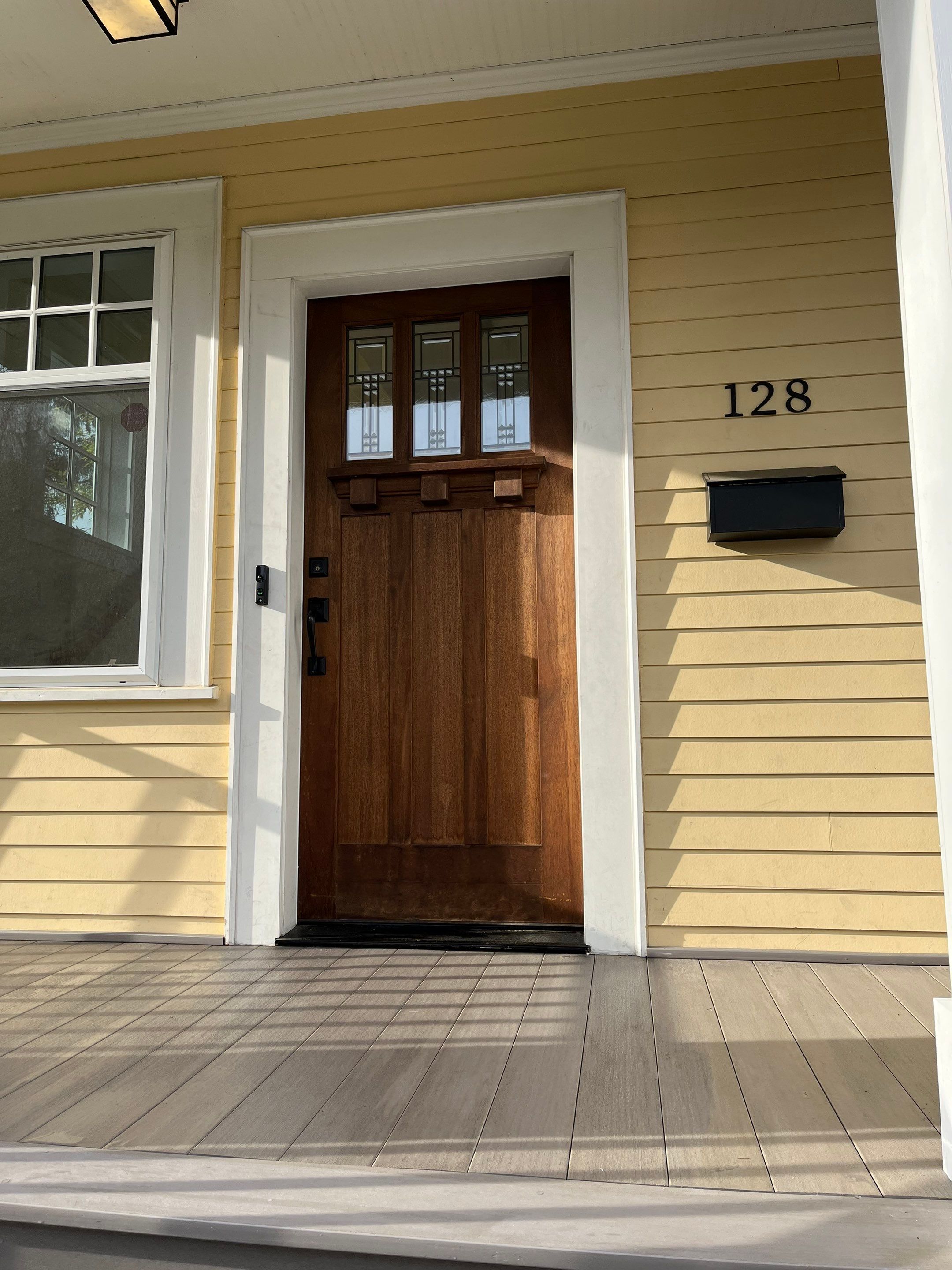 Greenlake Front Porch by Alki deck builders 